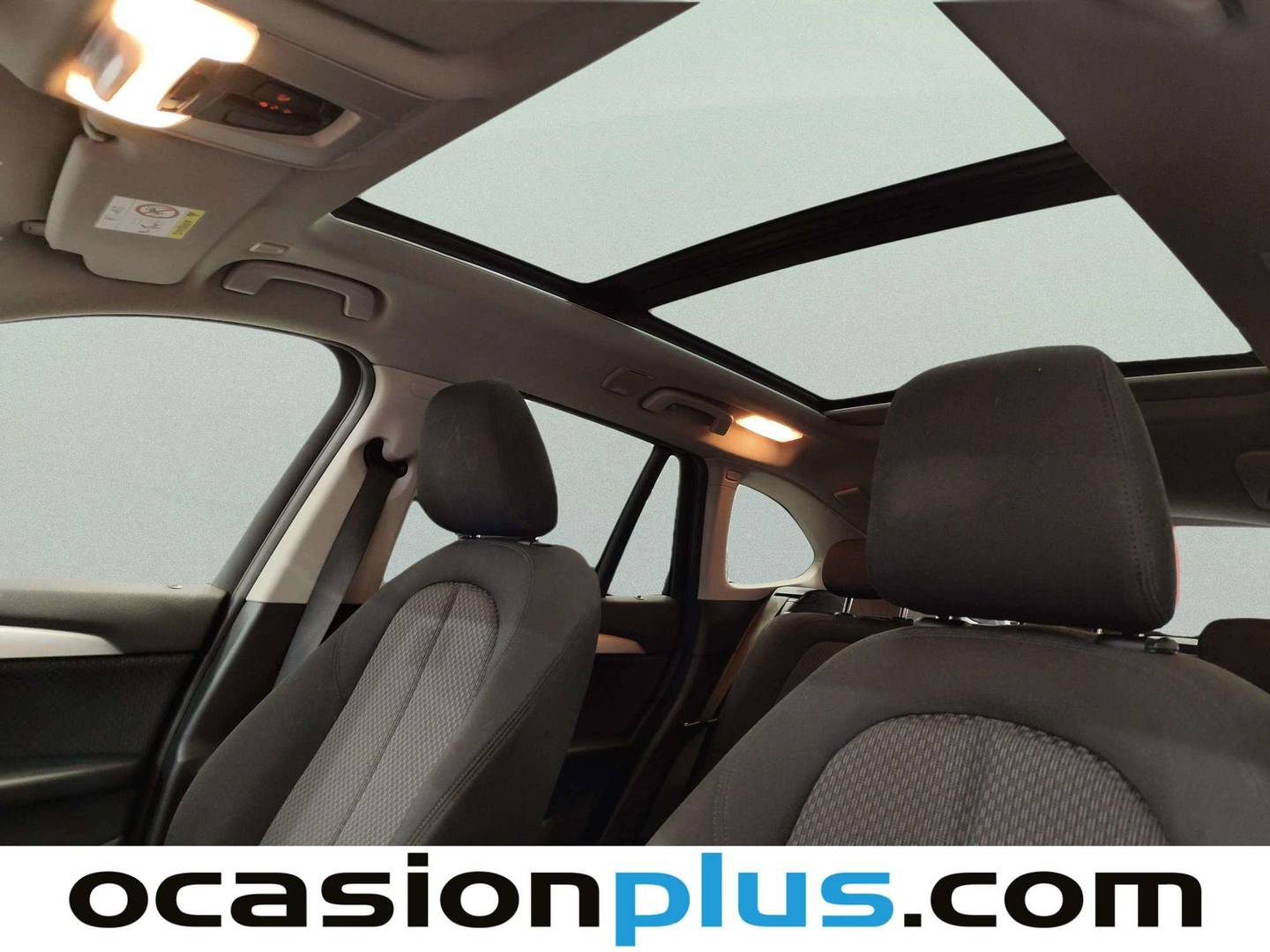 Extras y acabados del BMW X1 BMW X1 sDrive18d (150 CV)