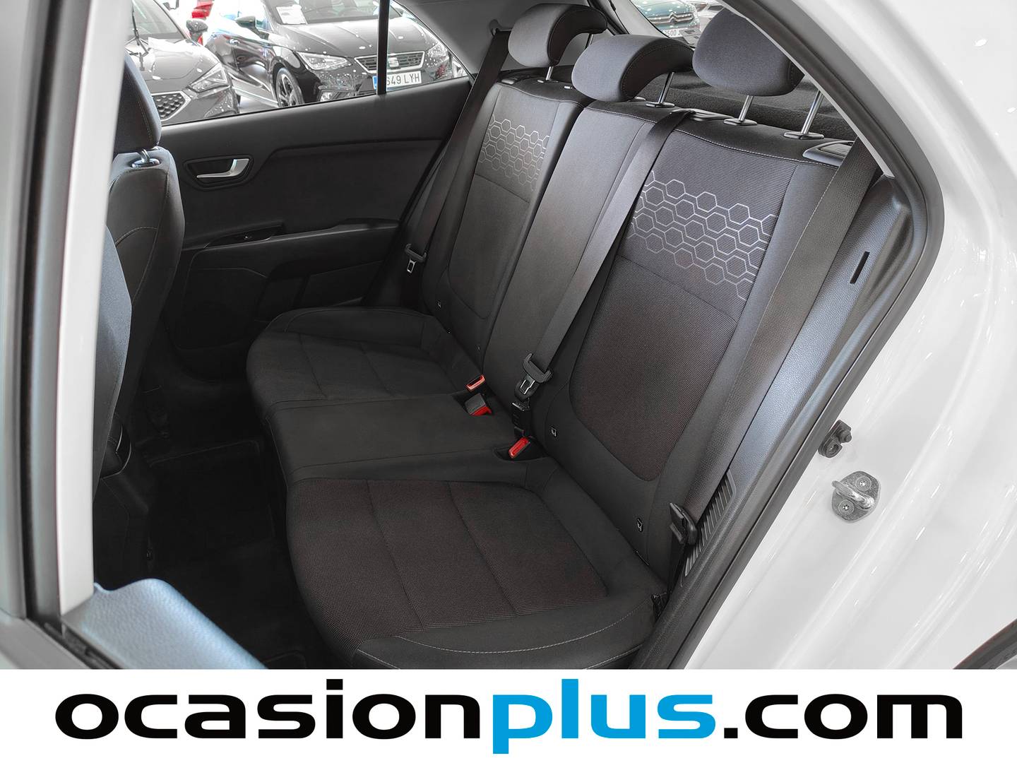 Foto asientos traseros KIA Rio KIA Rio 1.0 T-GDi MHEV iMT Drive (100 CV)