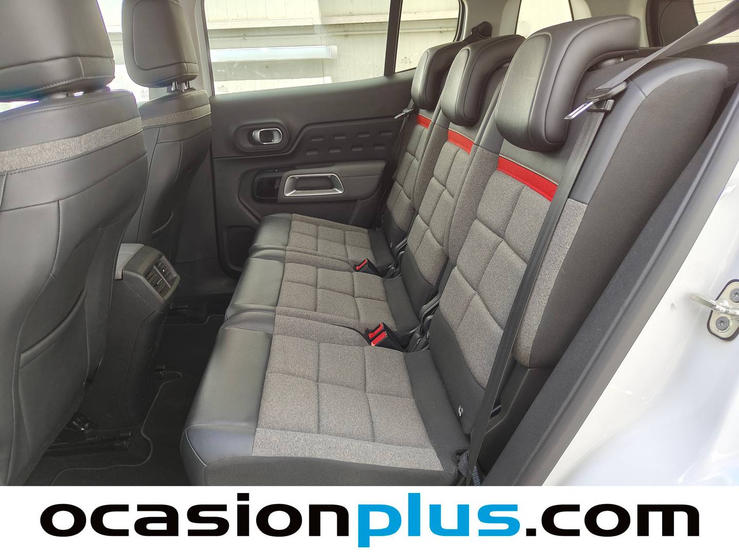 Foto asientos traseros Citroën C5 Aircross Citroën C5 Aircross PureTech 130 S&S Feel (131 CV)