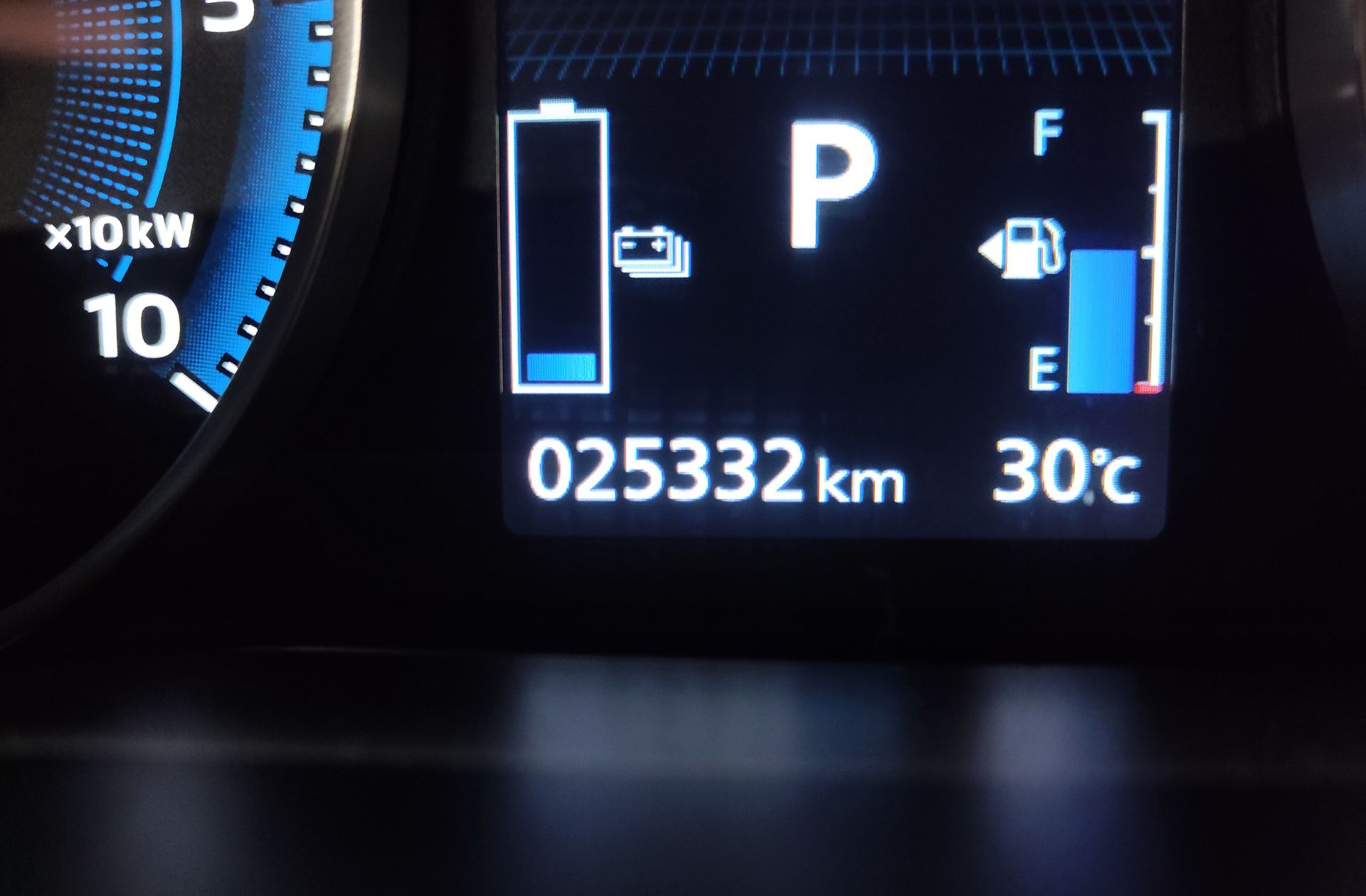 Mitsubishi Eclipse Cross 2.4 PHEV Kaiteki 4WD - foto 10