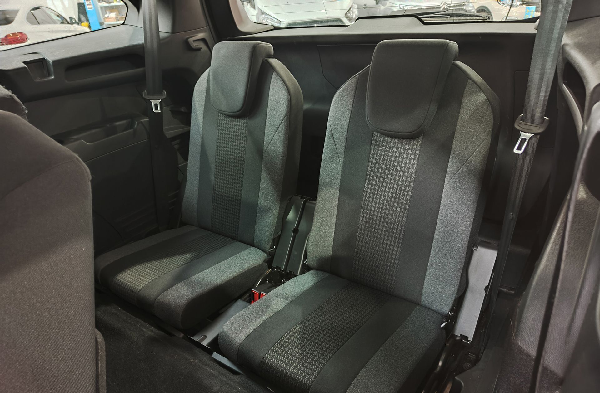 Peugeot 5008 PureTech 130 Style 7 plazas - foto 6