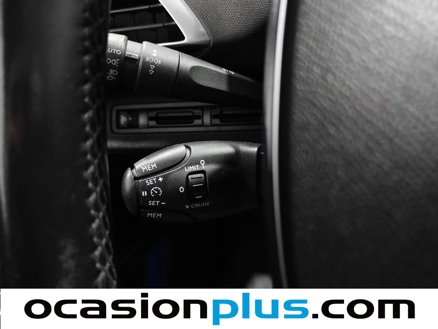 Paquetes del Peugeot 3008 Peugeot 3008 PureTech 130 S&S Allure (130 CV)