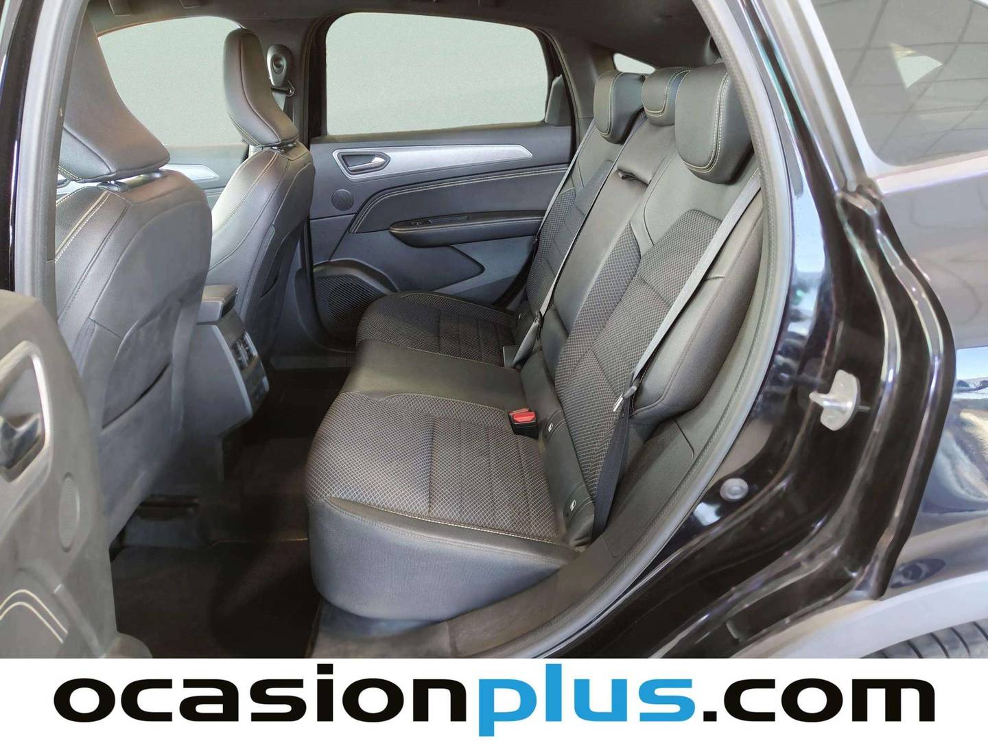 Foto asientos traseros Renault Arkana Renault Arkana Techno E-Tech full hybrid (145 CV)