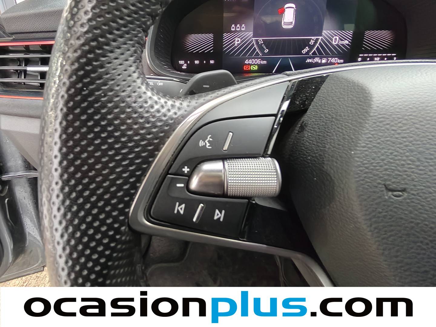 Skoda Kamiq Skoda Kamiq 1.0 TSI Design DSG (115 CV) seminuevo