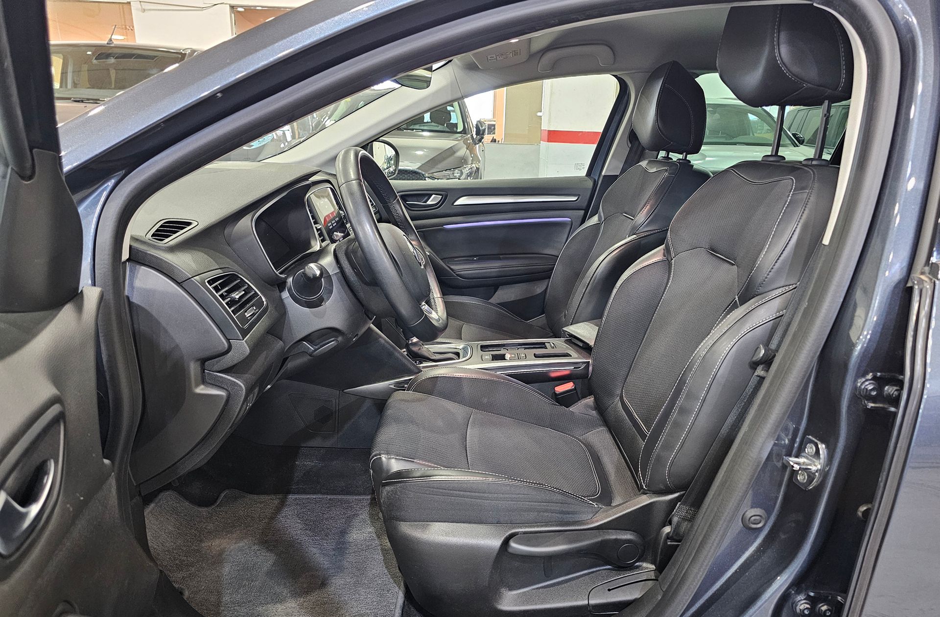 Renault Mégane Techno TCe EDC GPF - foto 12