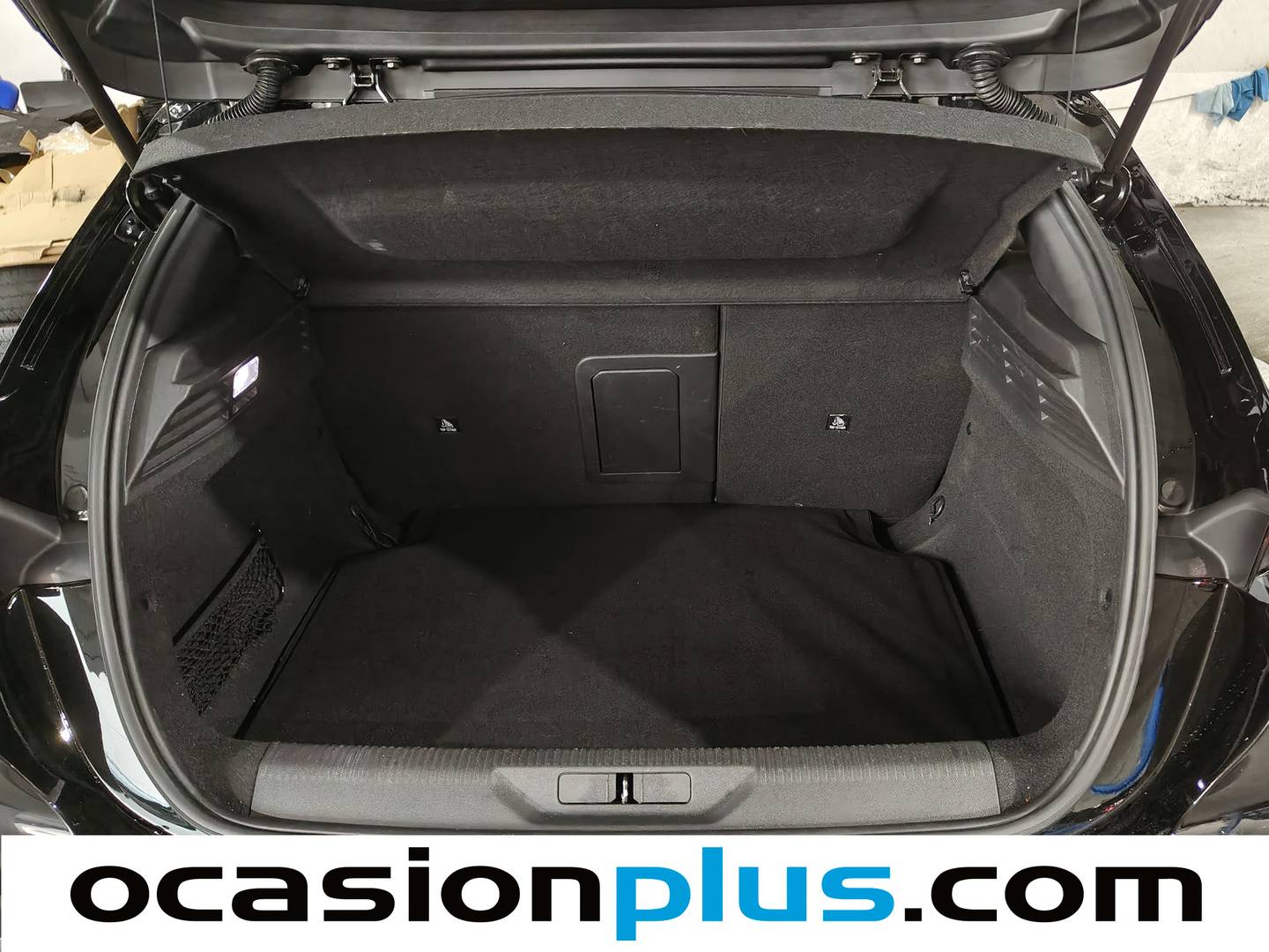 Foto Peugeot 308 Peugeot 308 BlueHDi 130 S&S GT EAT8 (130 CV)