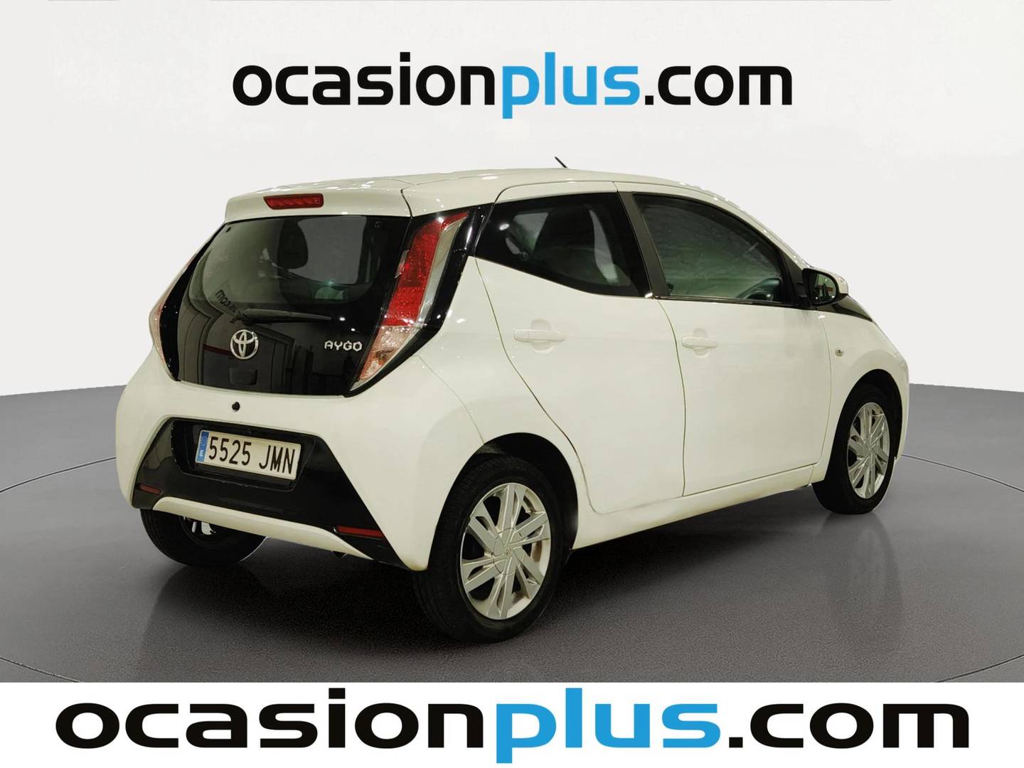 Foto trasera Toyota Aygo Toyota Aygo 1.0 70 x-play (69 CV) derecha