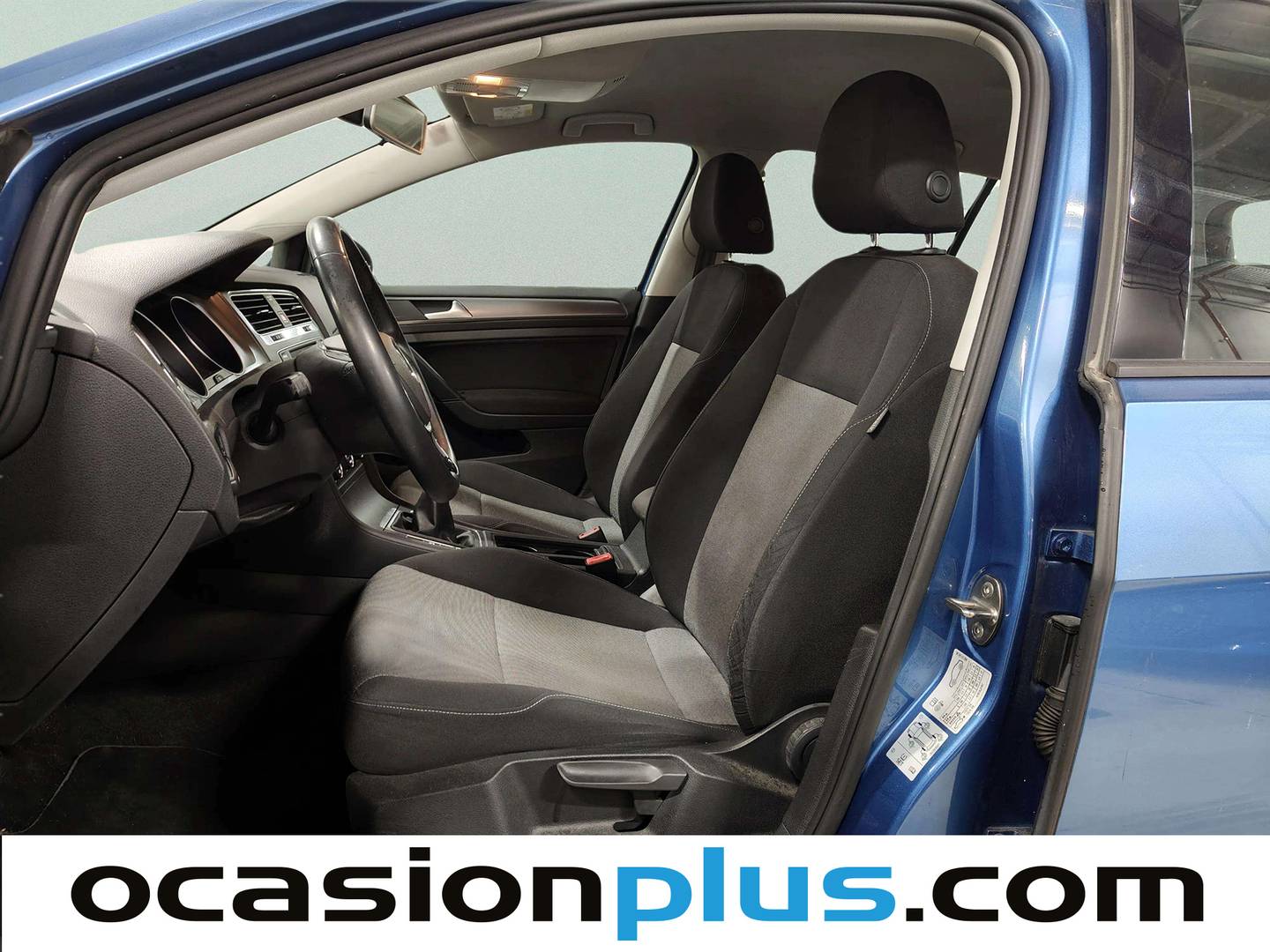 Foto asientos delanteros Volkswagen Golf Volkswagen Golf Special Edition 1.2 TSI BMT (110 CV)