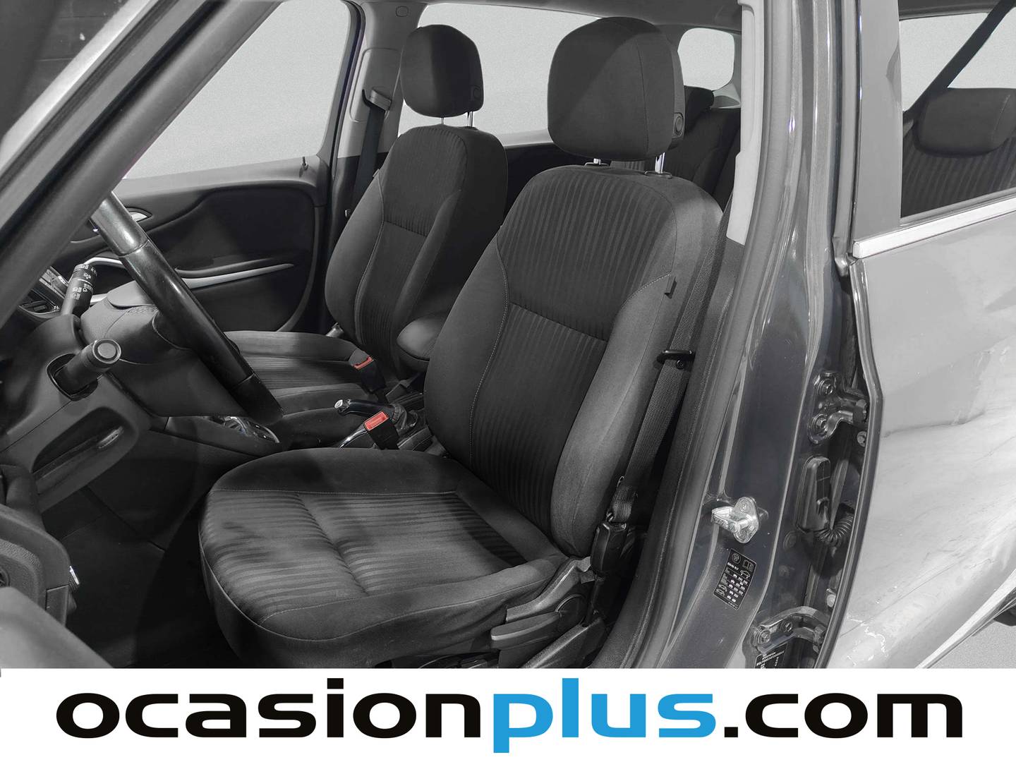 Foto asientos delanteros Opel Zafira Tourer Opel Zafira Tourer 1.6 CDTi S&S Selective (136 CV) 7 Plazas