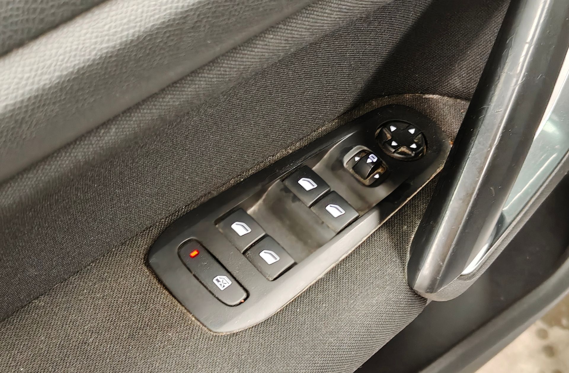 Peugeot 308 SW PureTech 130 Allure - foto 31
