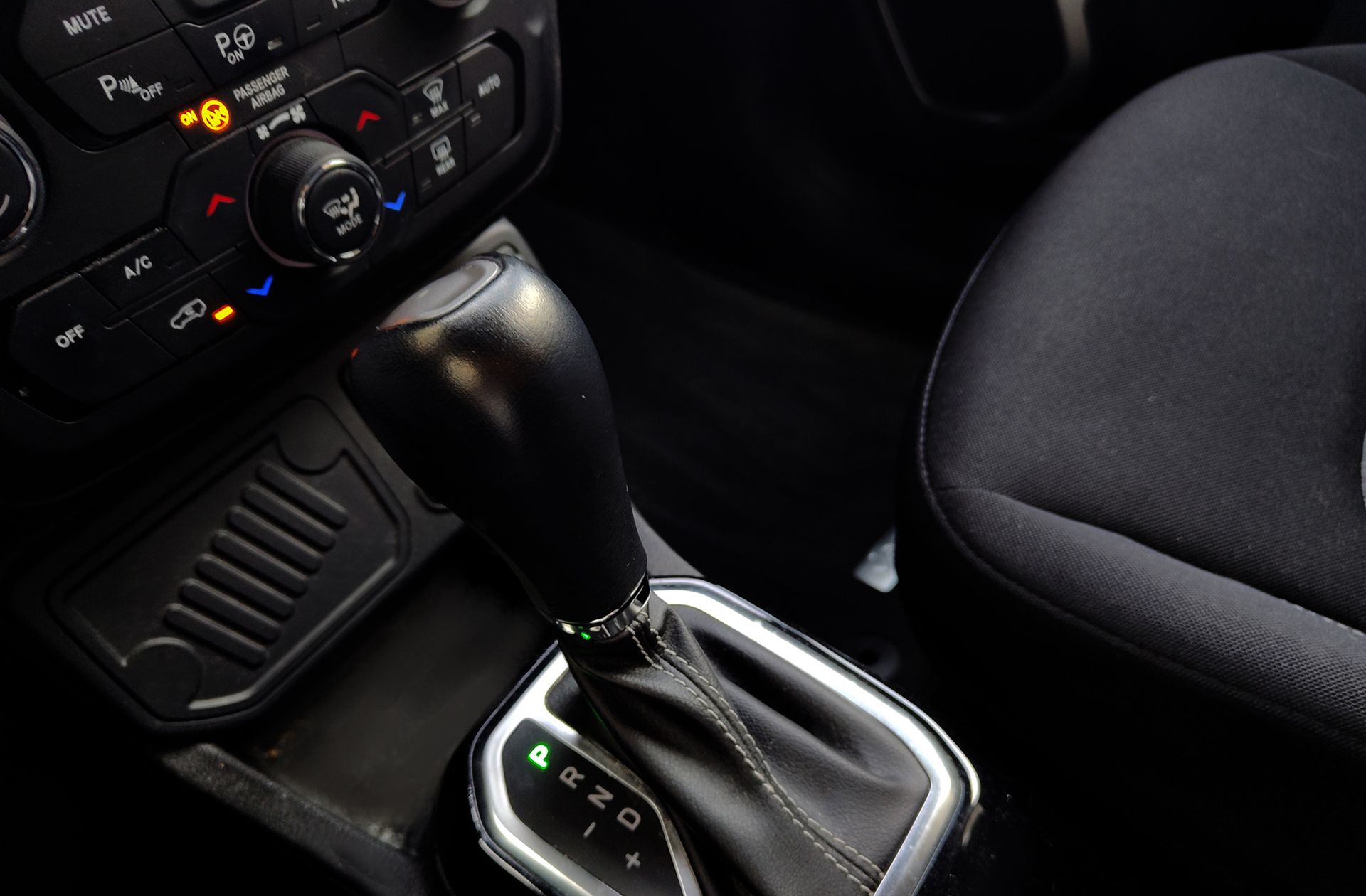 Jeep Renegade 1.3G 80 Aniversario 4x2 DCT - foto 5