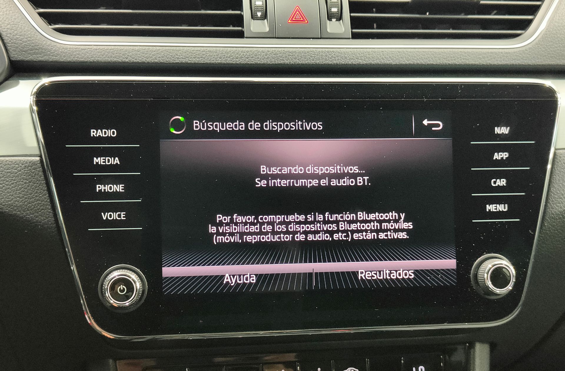 Škoda Superb 1.4 TSI Ambition - foto 31