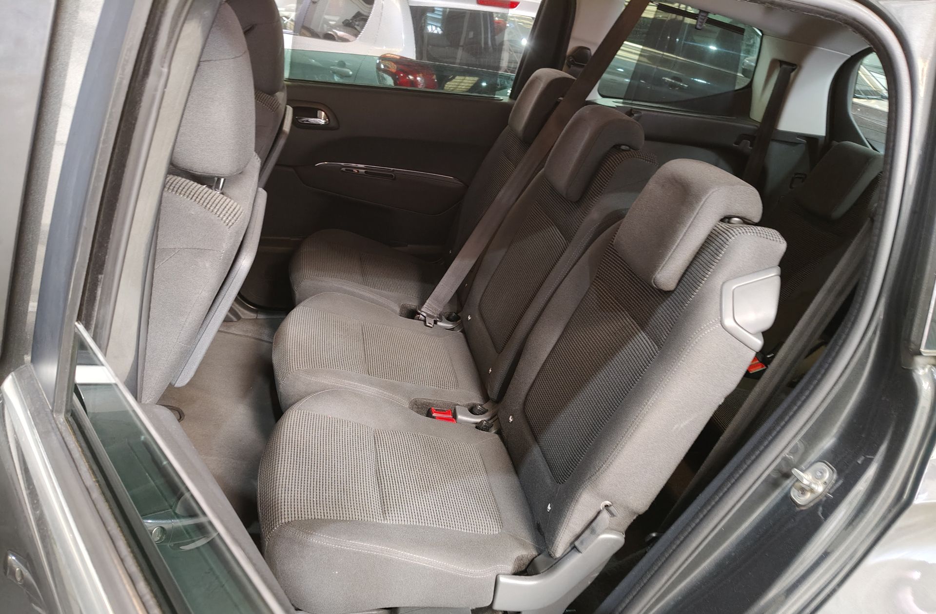 Peugeot 5008 1.6 BlueHDi Style FAP 7 plazas - foto 10