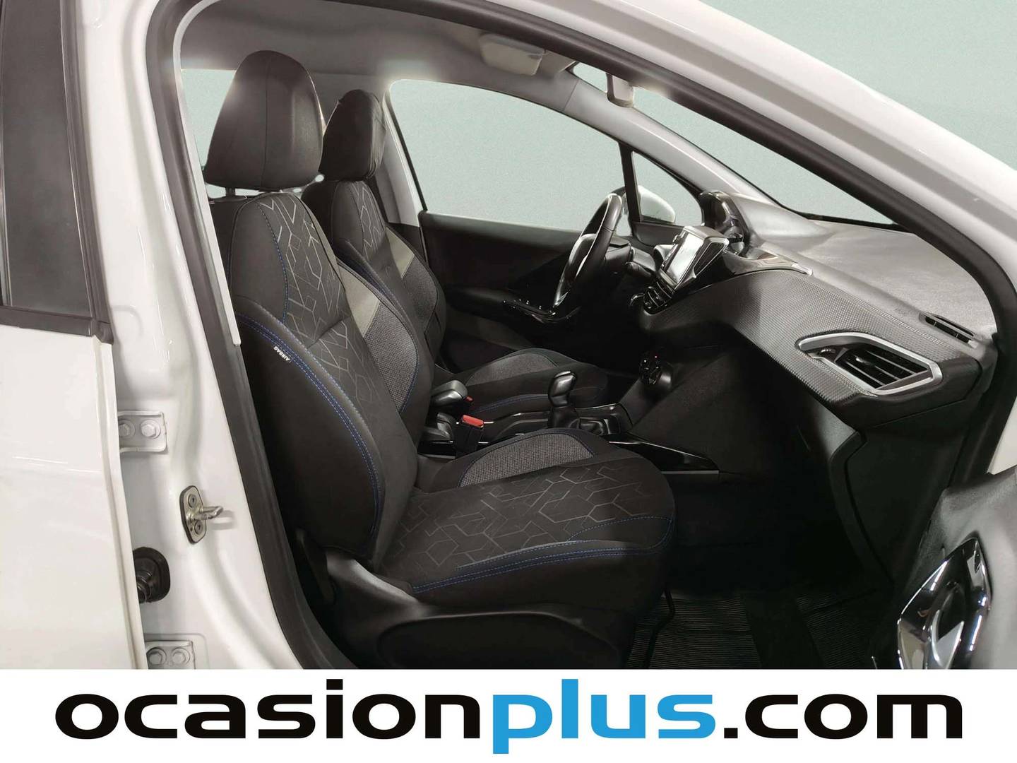 Peugeot 2008 Peugeot 2008 BlueHDi 100 Signature (100 CV) km 0