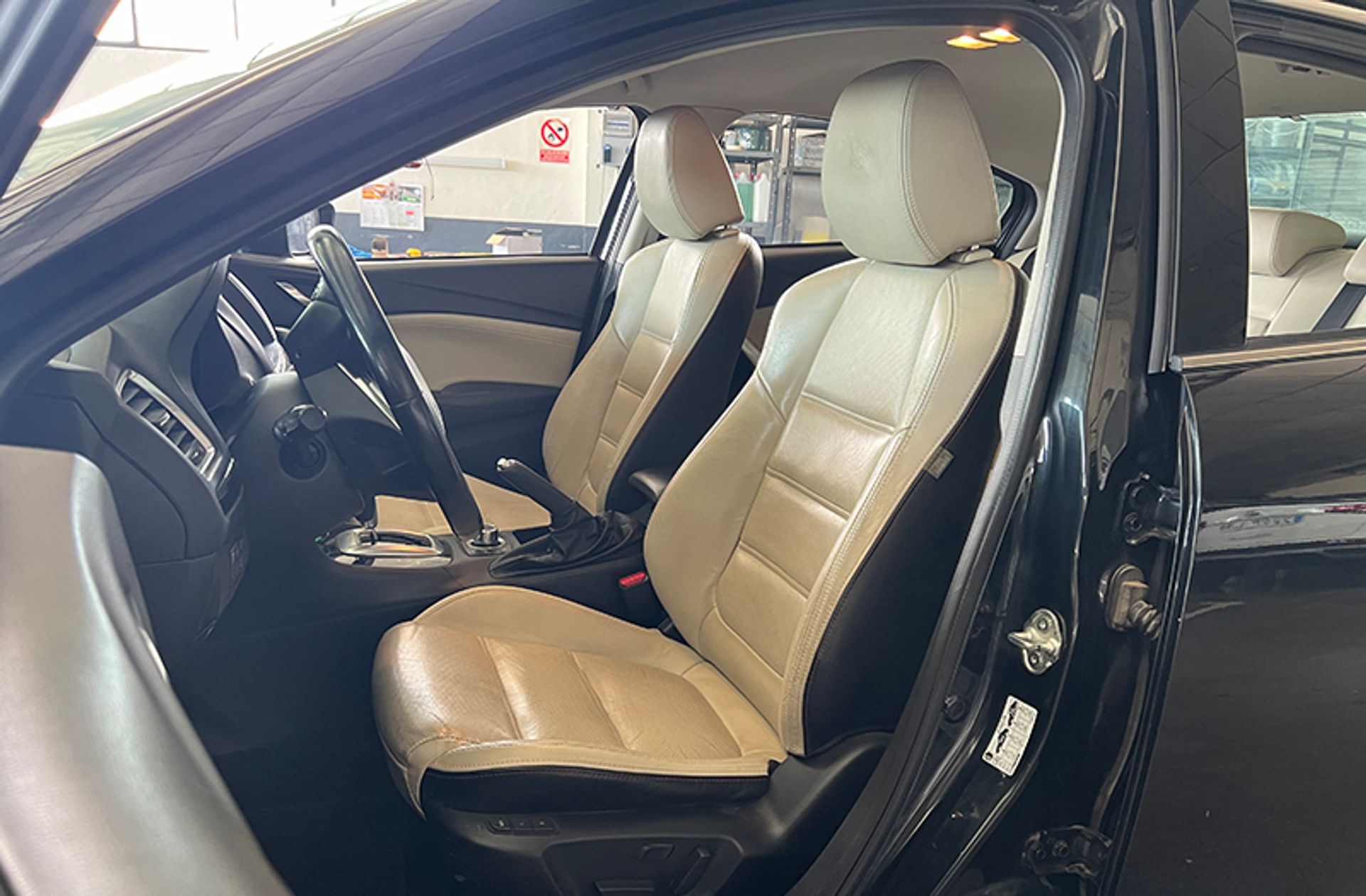 Mazda Mazda6 2.2 DE Luxury - foto 13