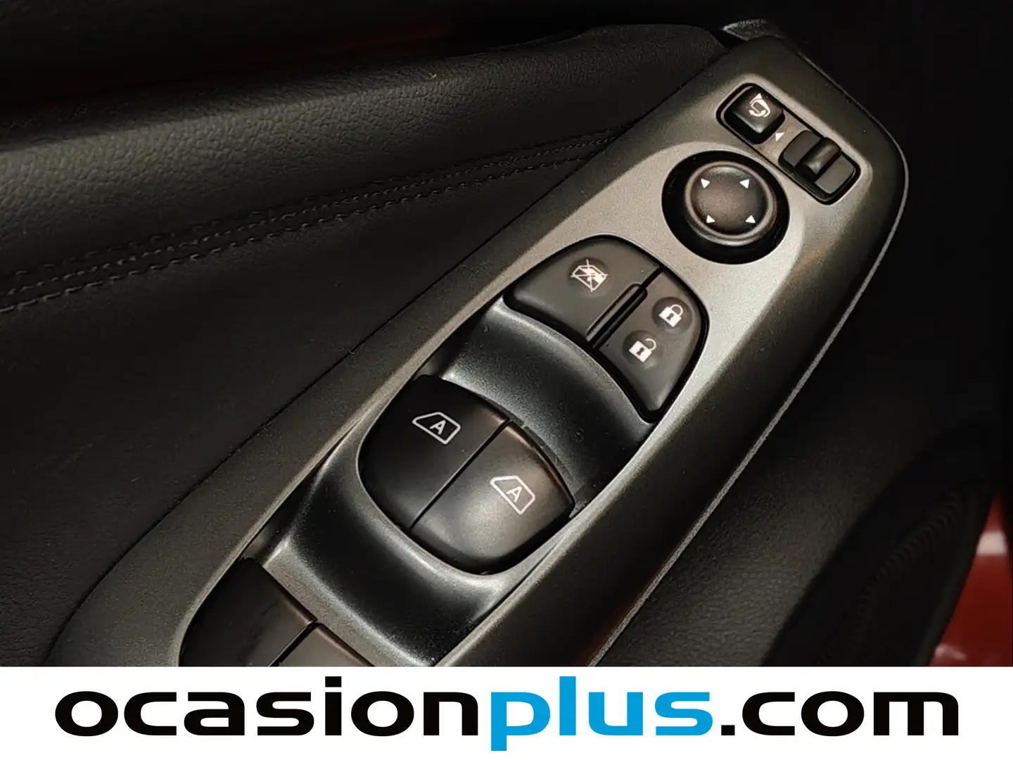 Foto Nissan JUKE Nissan Juke DIG-T N-Connecta 4x2 DCT (114 CV)