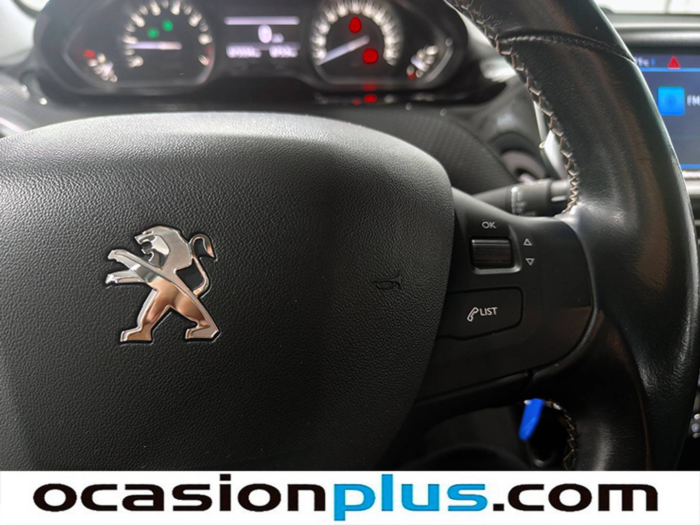 Foto Peugeot 208 Peugeot 208 1.2L PureTech Allure (110 CV)