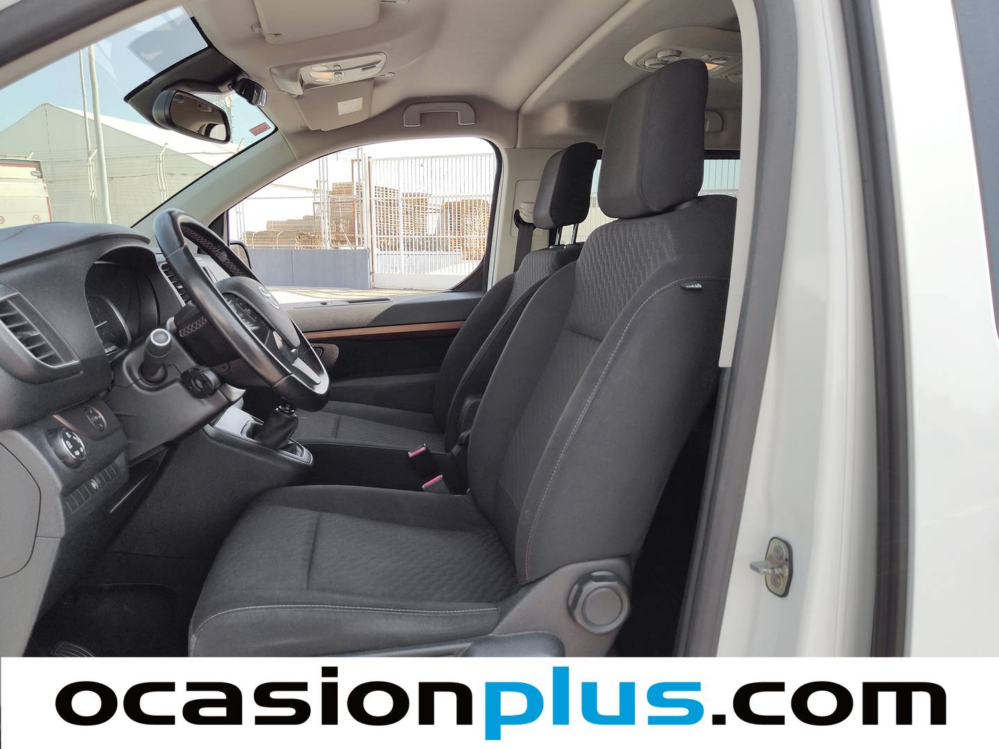 Foto asientos traseros Toyota Proace Verso Toyota Proace Verso 2.0D Advance L1 (150 CV)