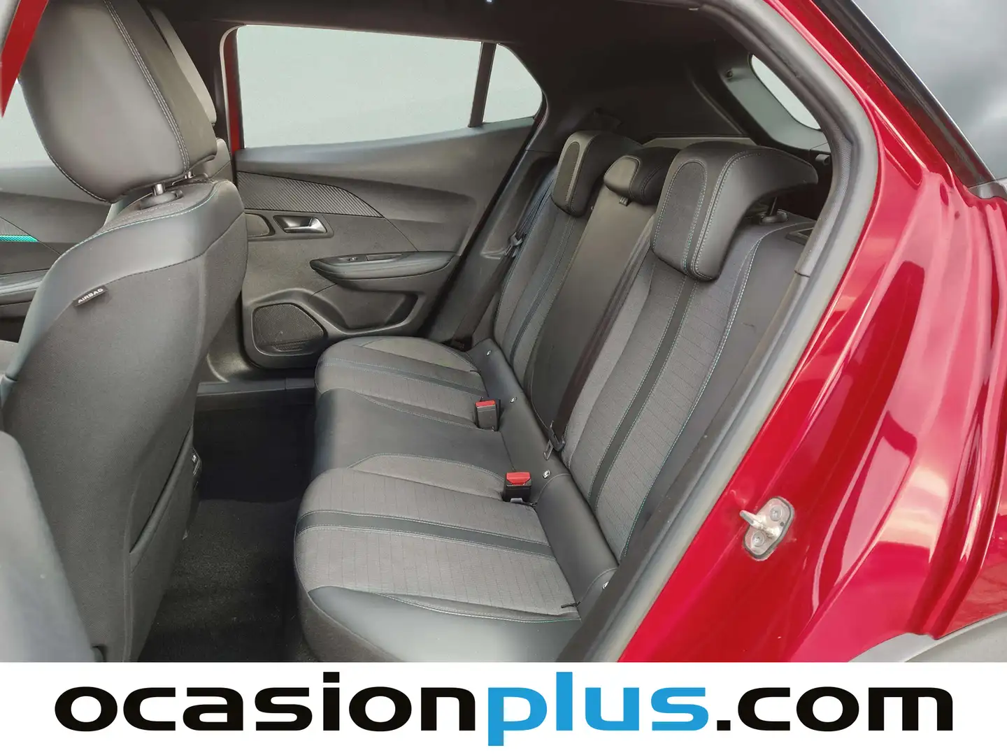 Foto Peugeot 2008 Peugeot 2008 PureTech 130 S&S Allure Pack (130 CV)