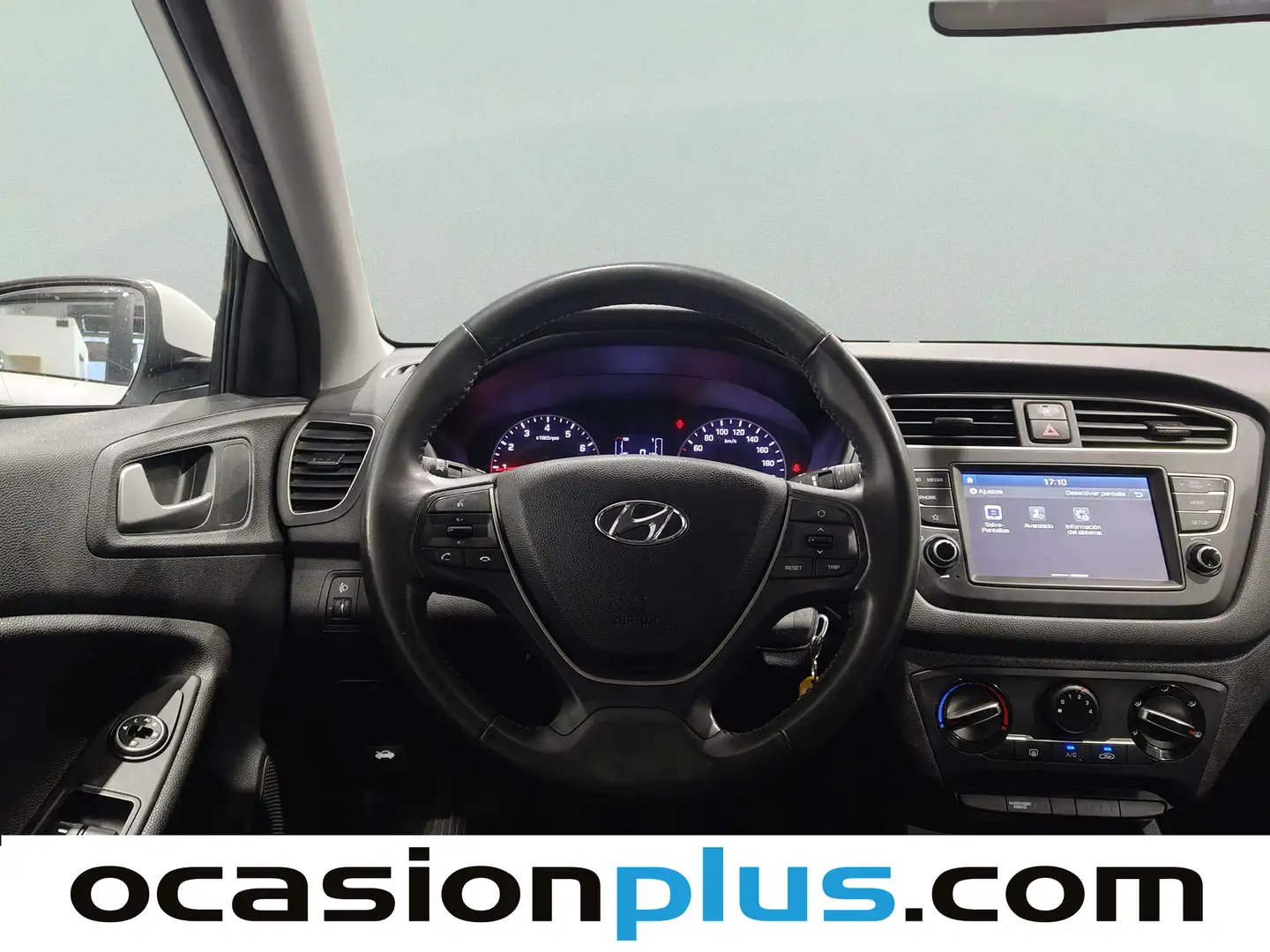 Foto Hyundai i20 Hyundai i20 1.2 MPI Essence LE (75 CV)