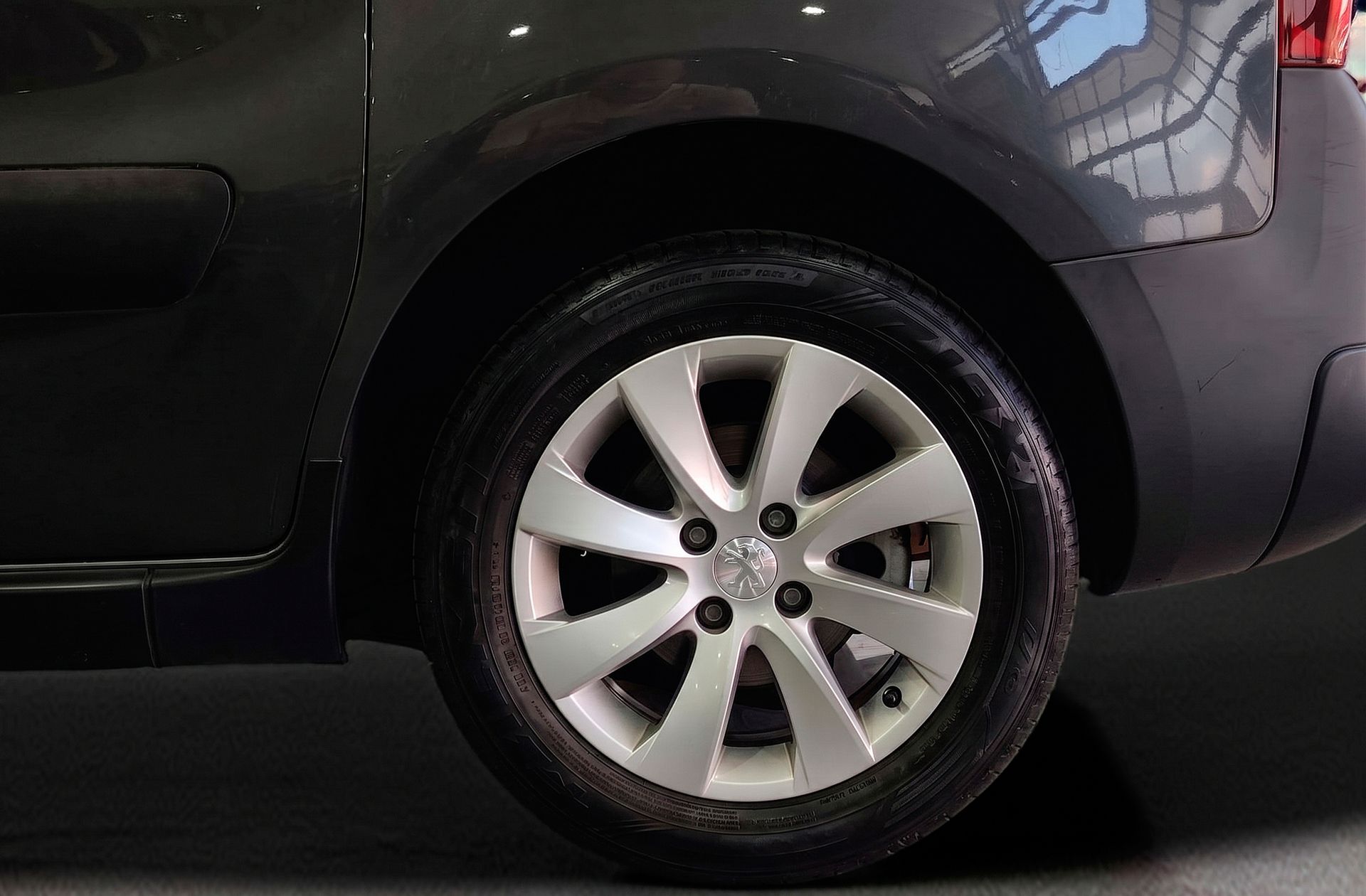 Peugeot Partner Tepee Combi 1.2 PureTech Adventure Edition - foto 34