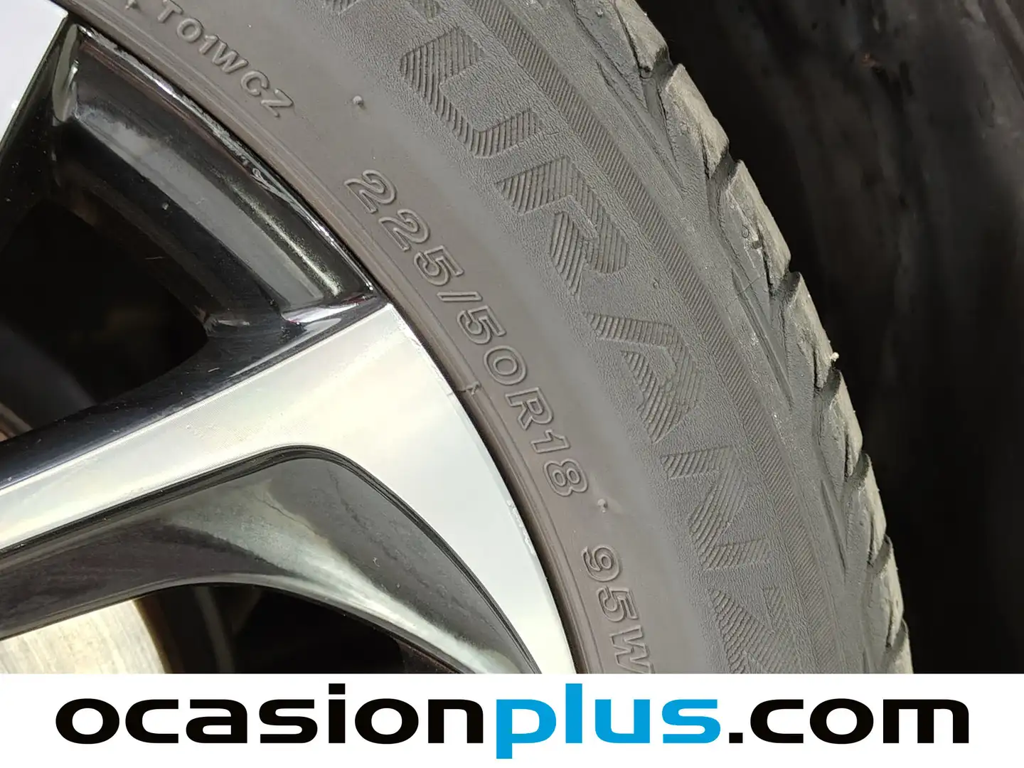 Foto Toyota C-HR Toyota C-HR 1.8 125H Advance  (122 CV)