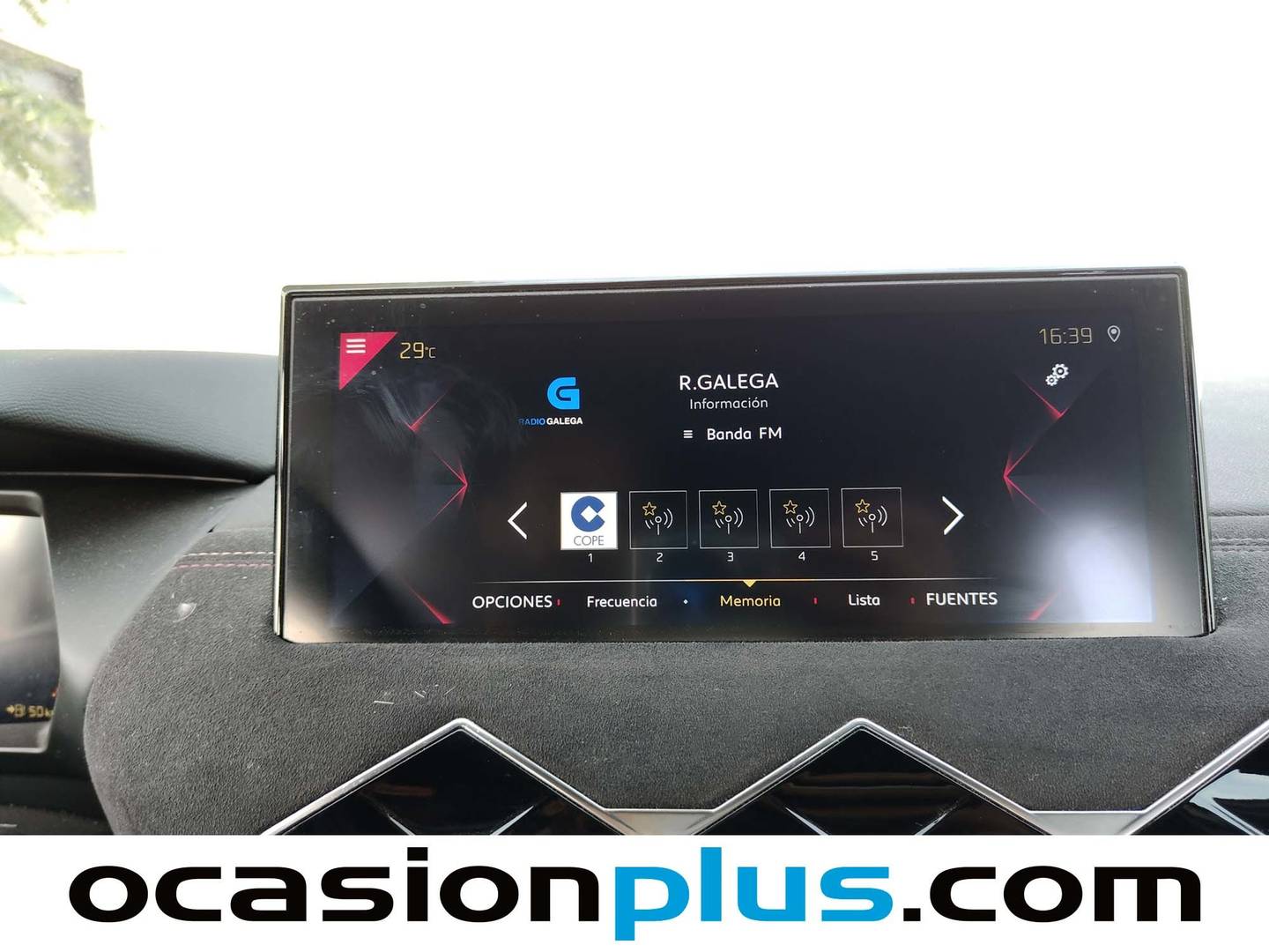 Foto DS DS 3 Crossback DS DS3 PureTech 130 Performance Line (130 CV)