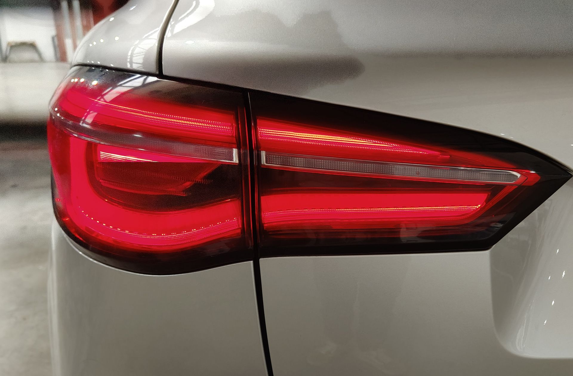 MG EHS 1.5 T-GDi PHEV Luxury - foto 19