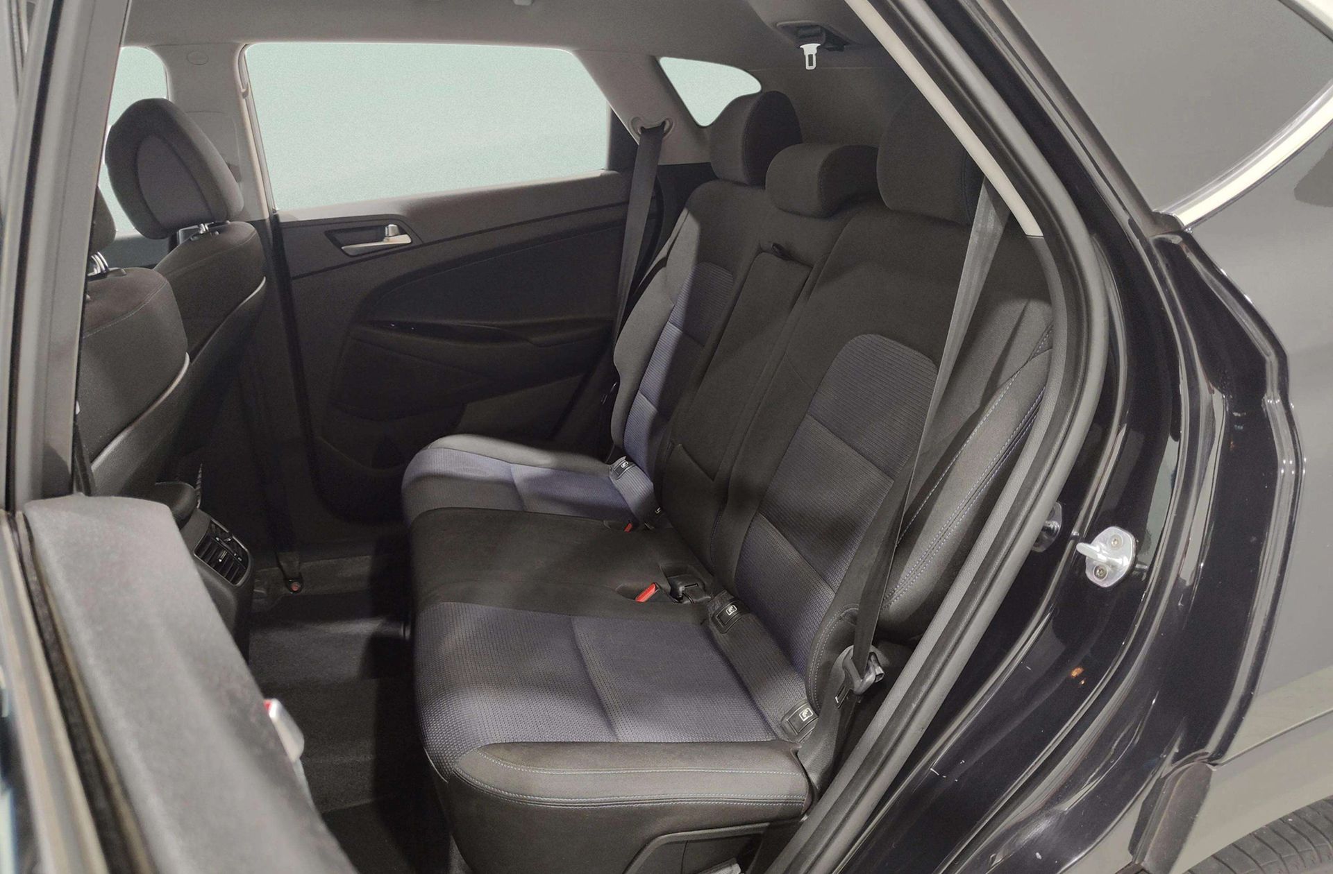 Hyundai Tucson 1.7 CRDi BlueDrive Tecno 4x2 - foto 16