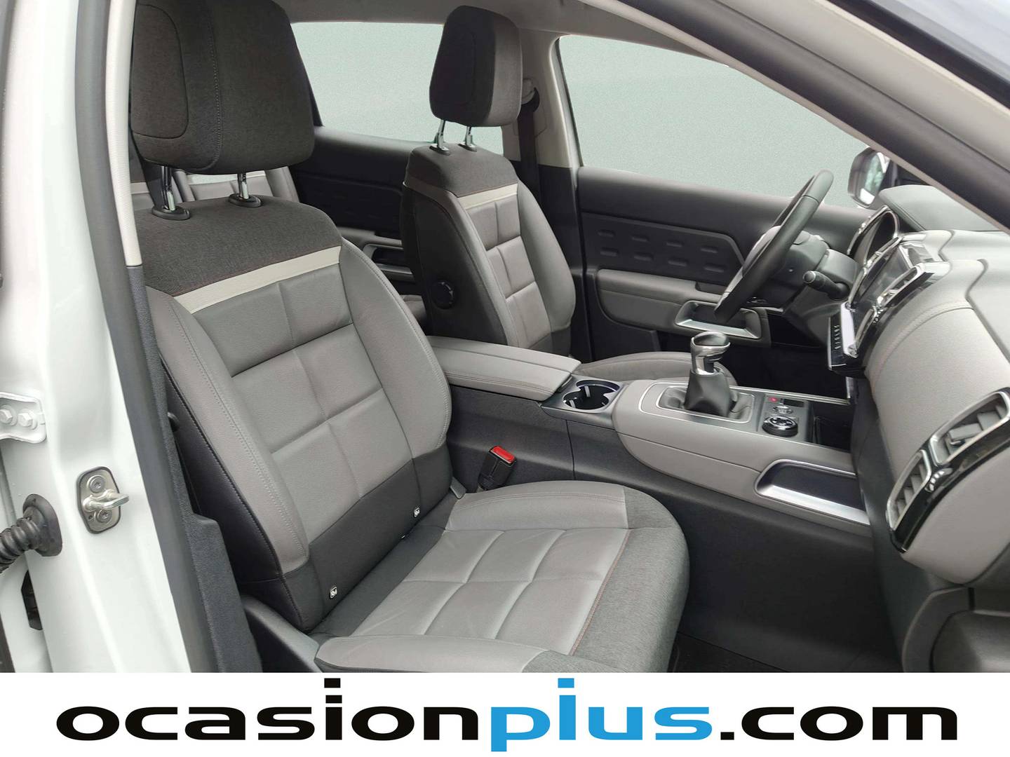 Foto Citroën C5 Aircross Citroen C5 Aircross PureTech 130 S&S Shine(131 CV)