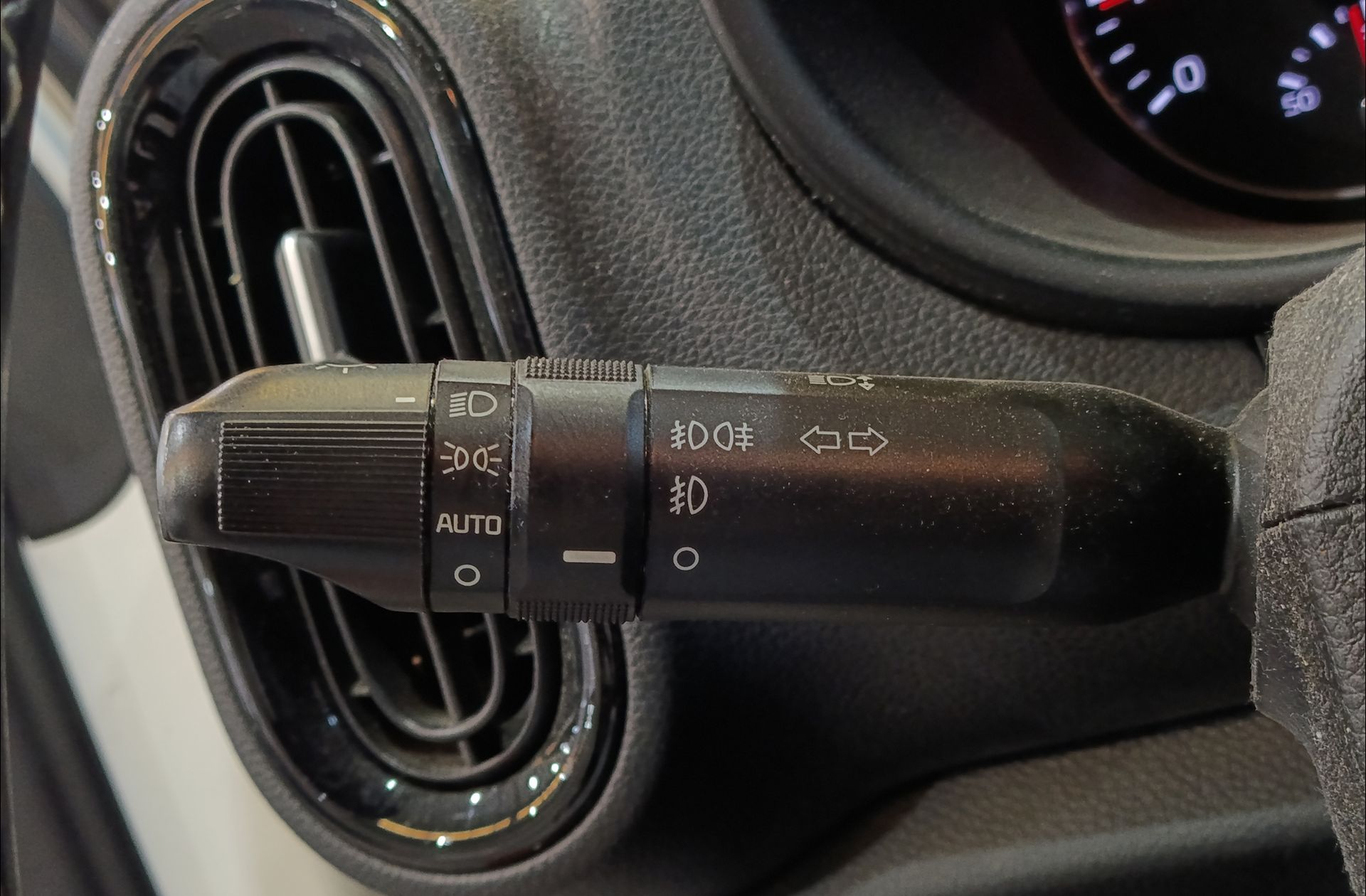 Kia Picanto 1.0 T-GDi X-Line - foto 27