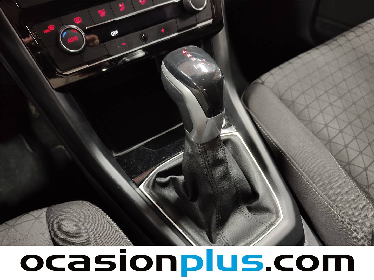 Foto Volkswagen T-Cross Volkswagen T-Cross Advance 1.0 TSI (115 CV) DSG