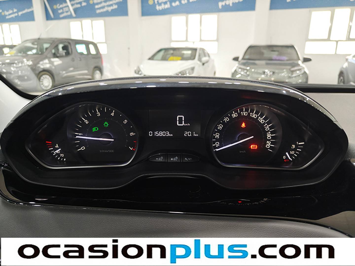 Foto Peugeot 208 Peugeot 208 PureTech 110 Signature (110 CV)