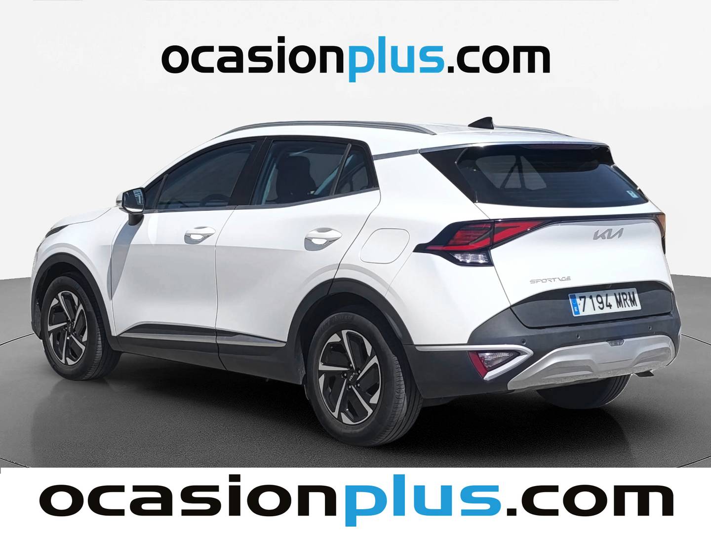 Foto trasera KIA Sportage KIA Sportage 1.6 T-GDi MHEV Drive 4x2 (150 CV) izquierda
