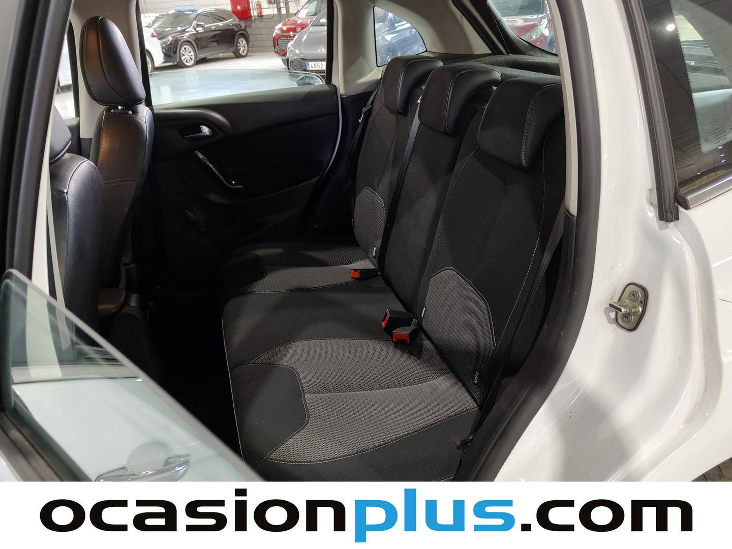 Foto asientos traseros Citroën C3 Citroën C3 PureTech 82 Collection (82 CV)
