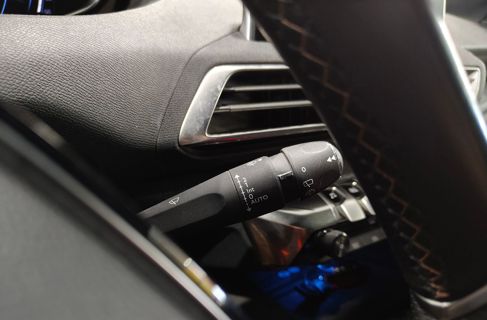 Peugeot 3008 PureTech 130 GT Line - foto 28