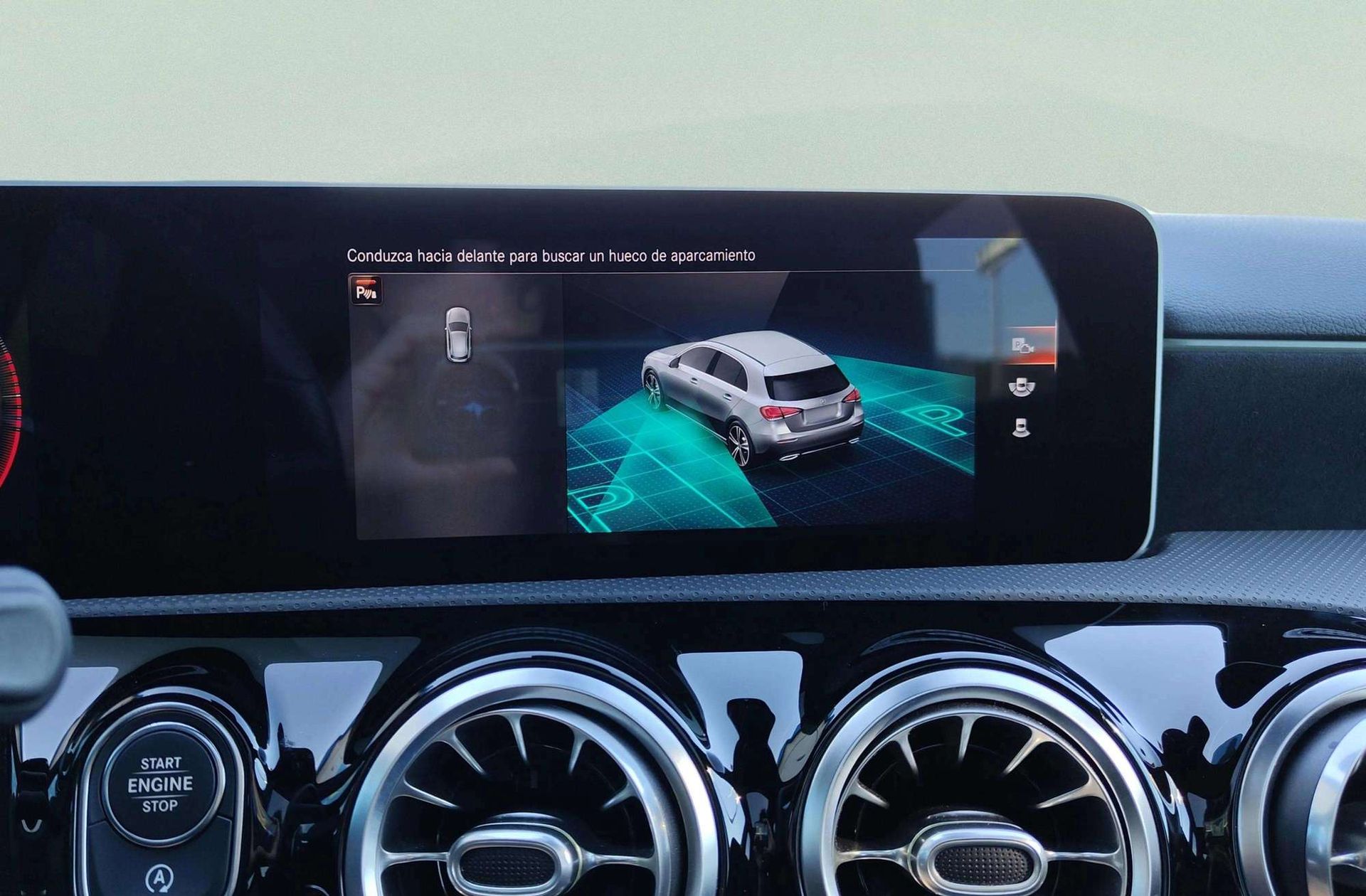 Mercedes-Benz Clase A 200 d Pack AMG - foto 13