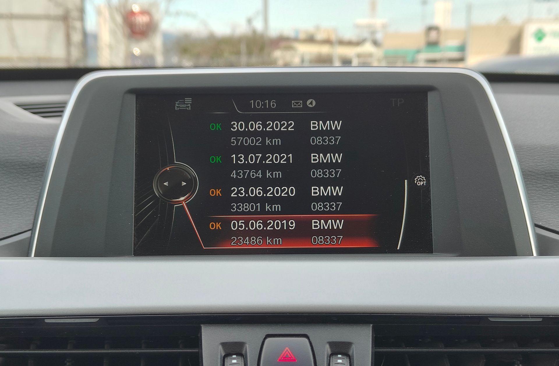 BMW X1 sDrive18d - foto 24