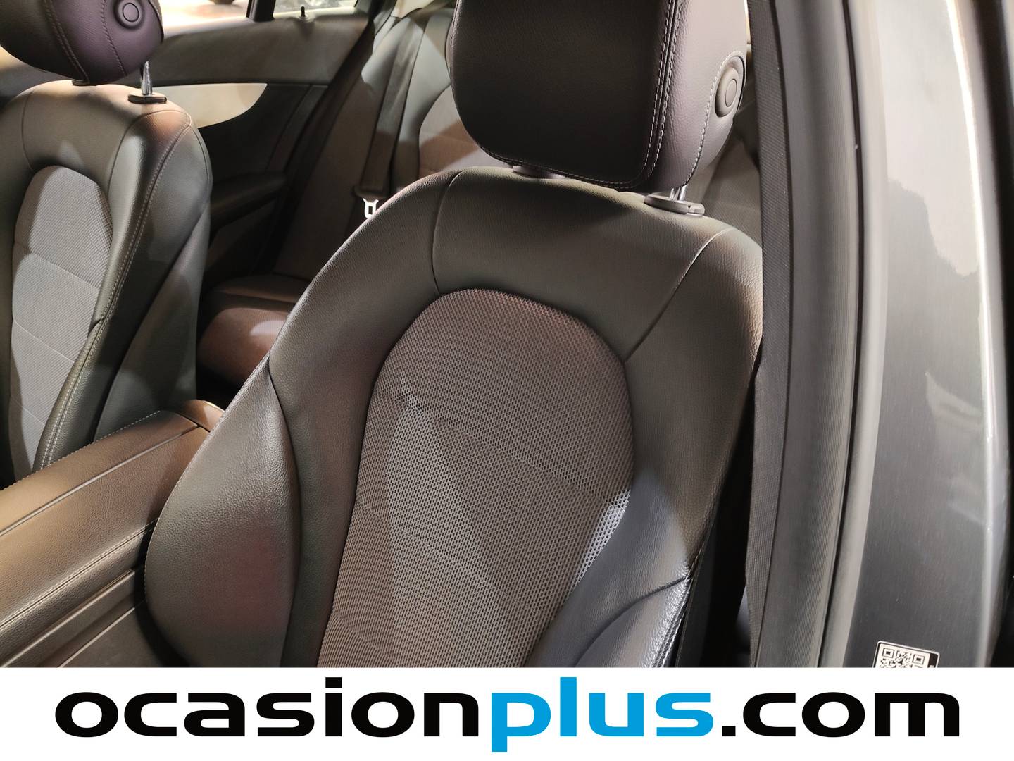 Equipamiento del Mercedes Clase C Mercedes-Benz Clase C 220 d  (170 CV) Pack AMG