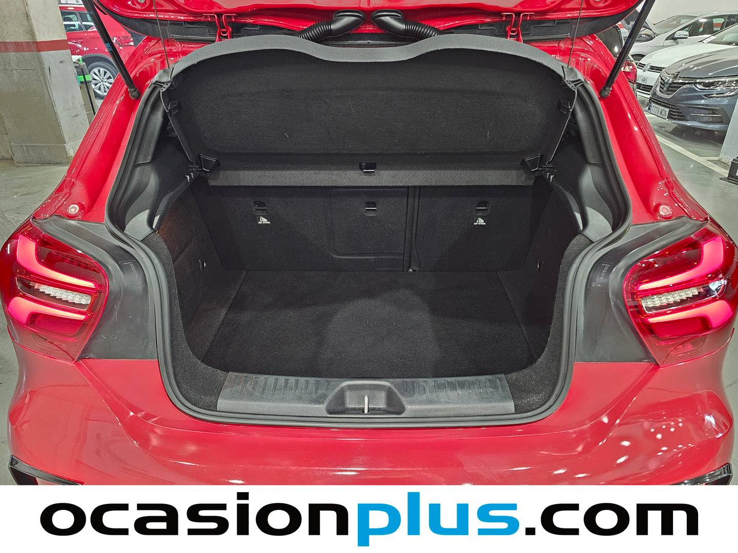 Fotos maletero Mercedes Clase A Mercedes Clase A 200 d (136 CV) PACK AMG