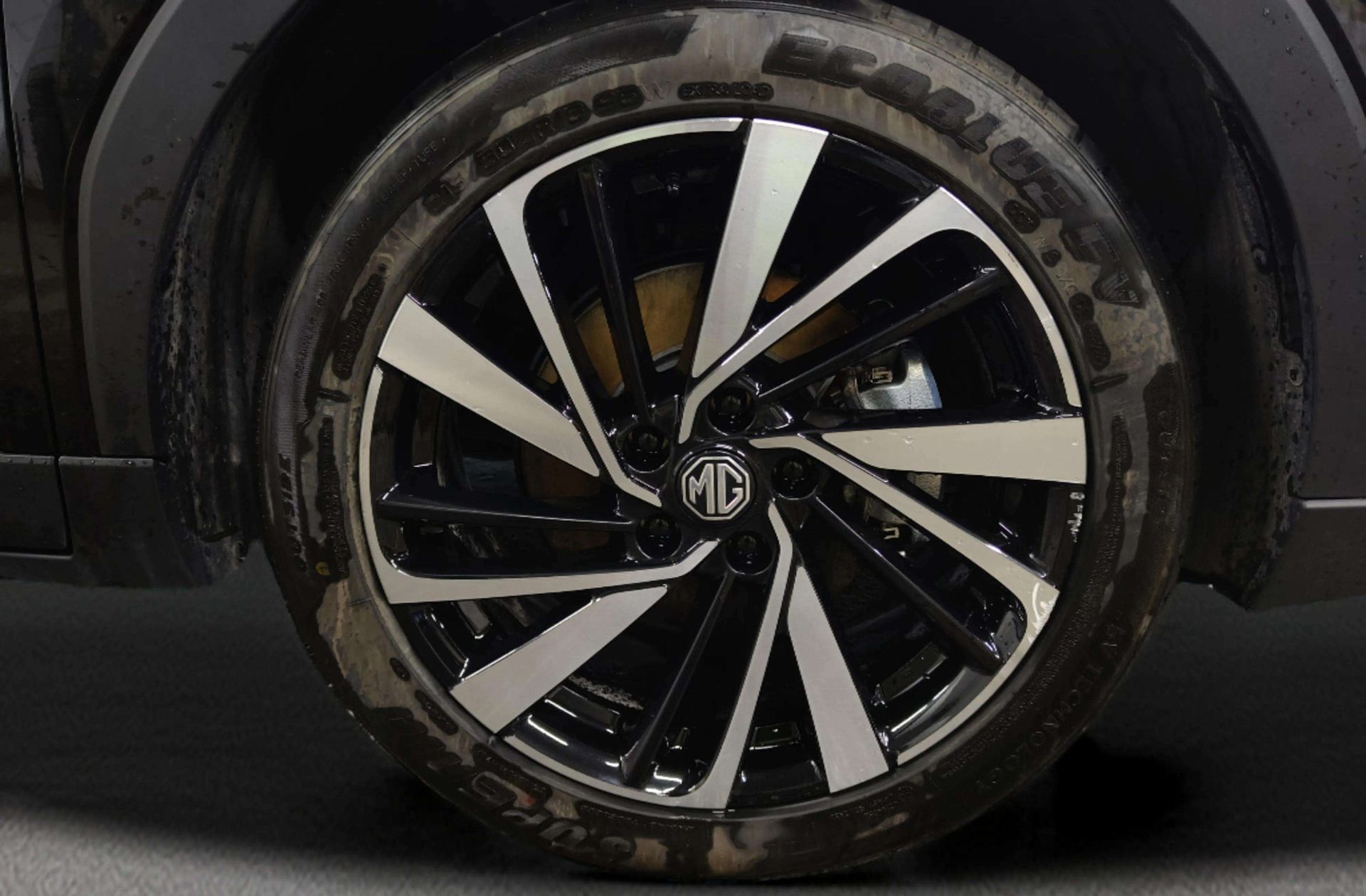 MG ZS 1.5 Hybrid+ Luxury - foto 32