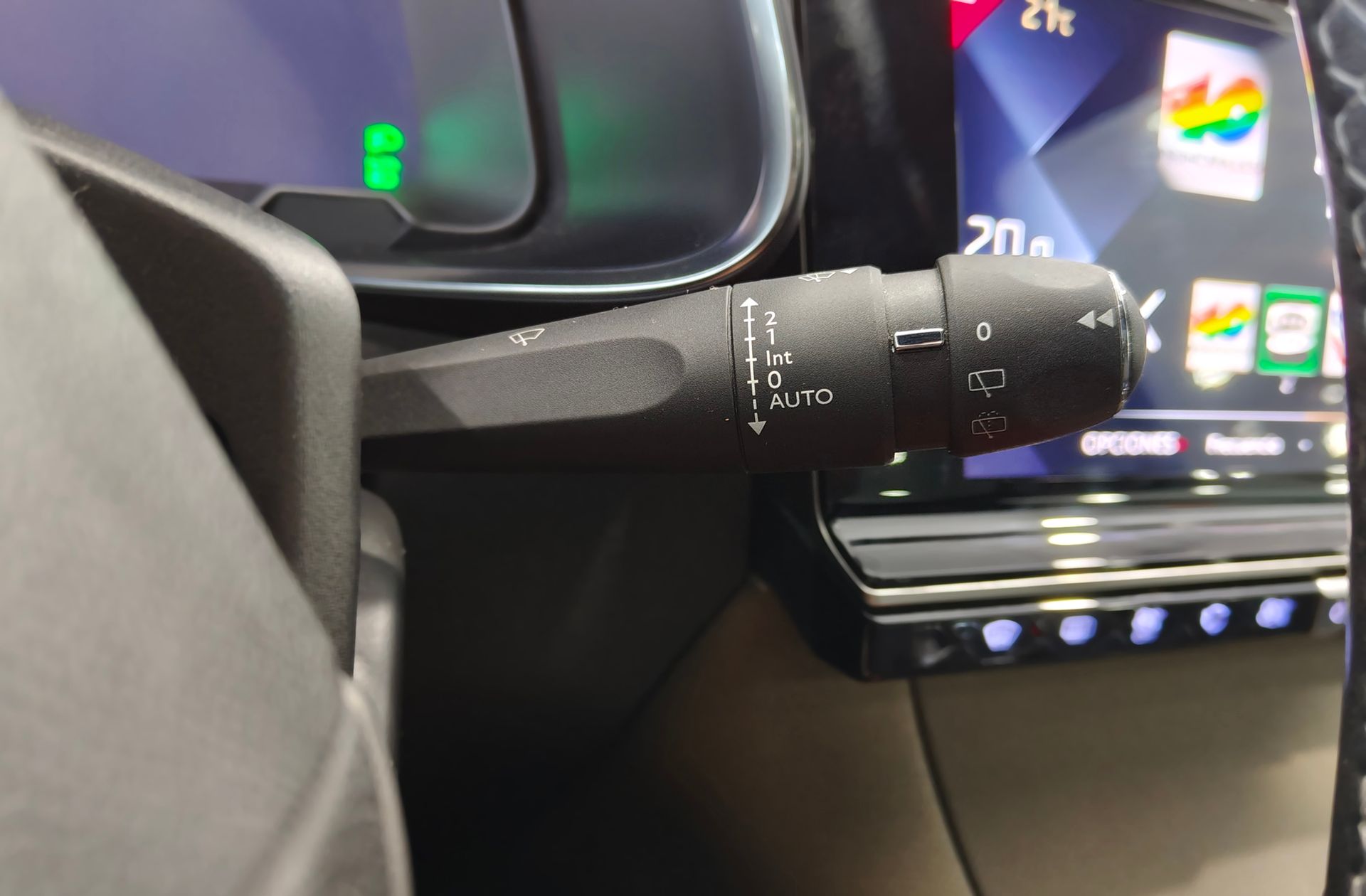 DS 7 Crossback PureTech 130 So Chic - foto 33