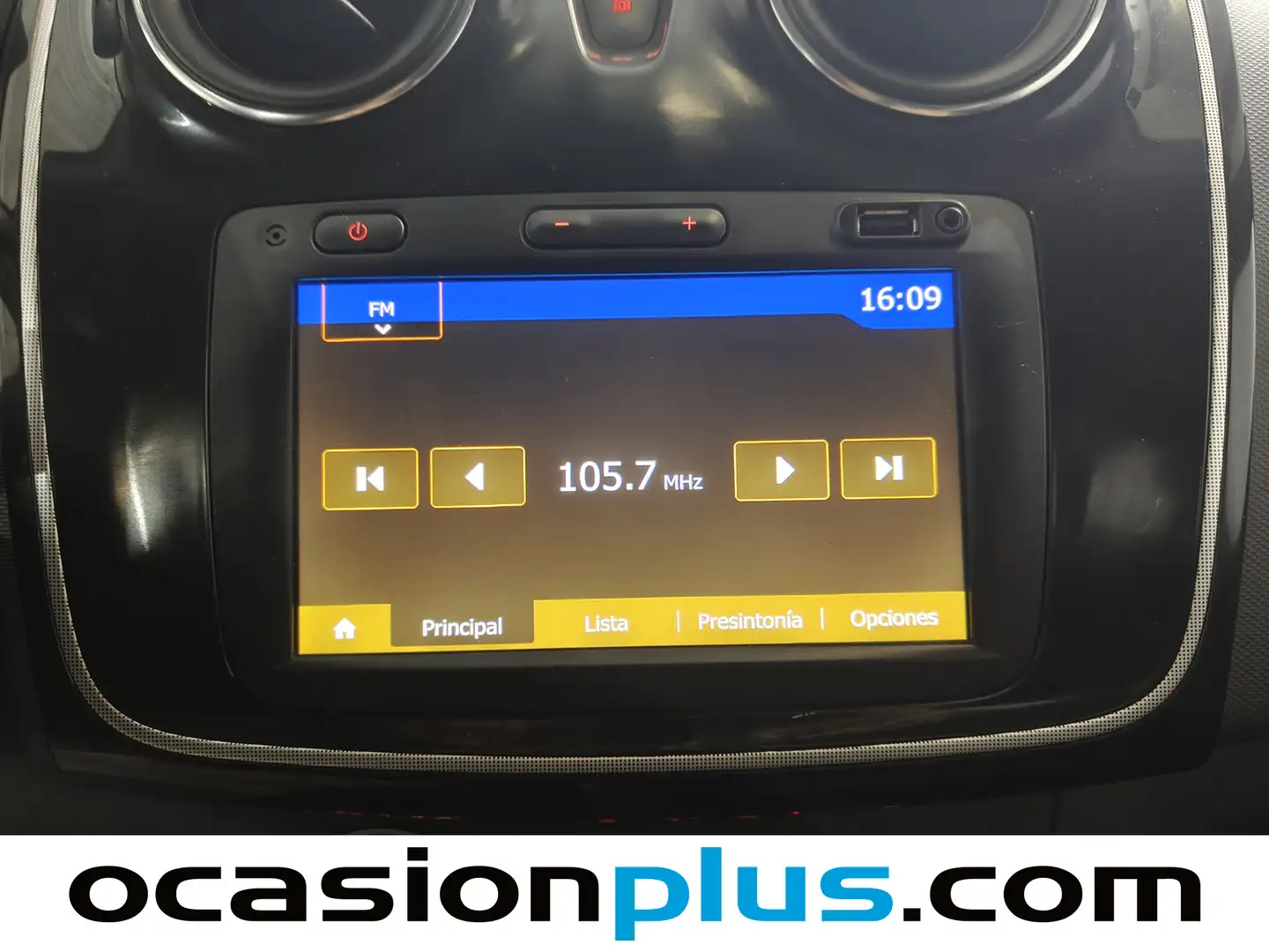 Foto Dacia Sandero Dacia Sandero Stepway Essential TCe (90 CV)