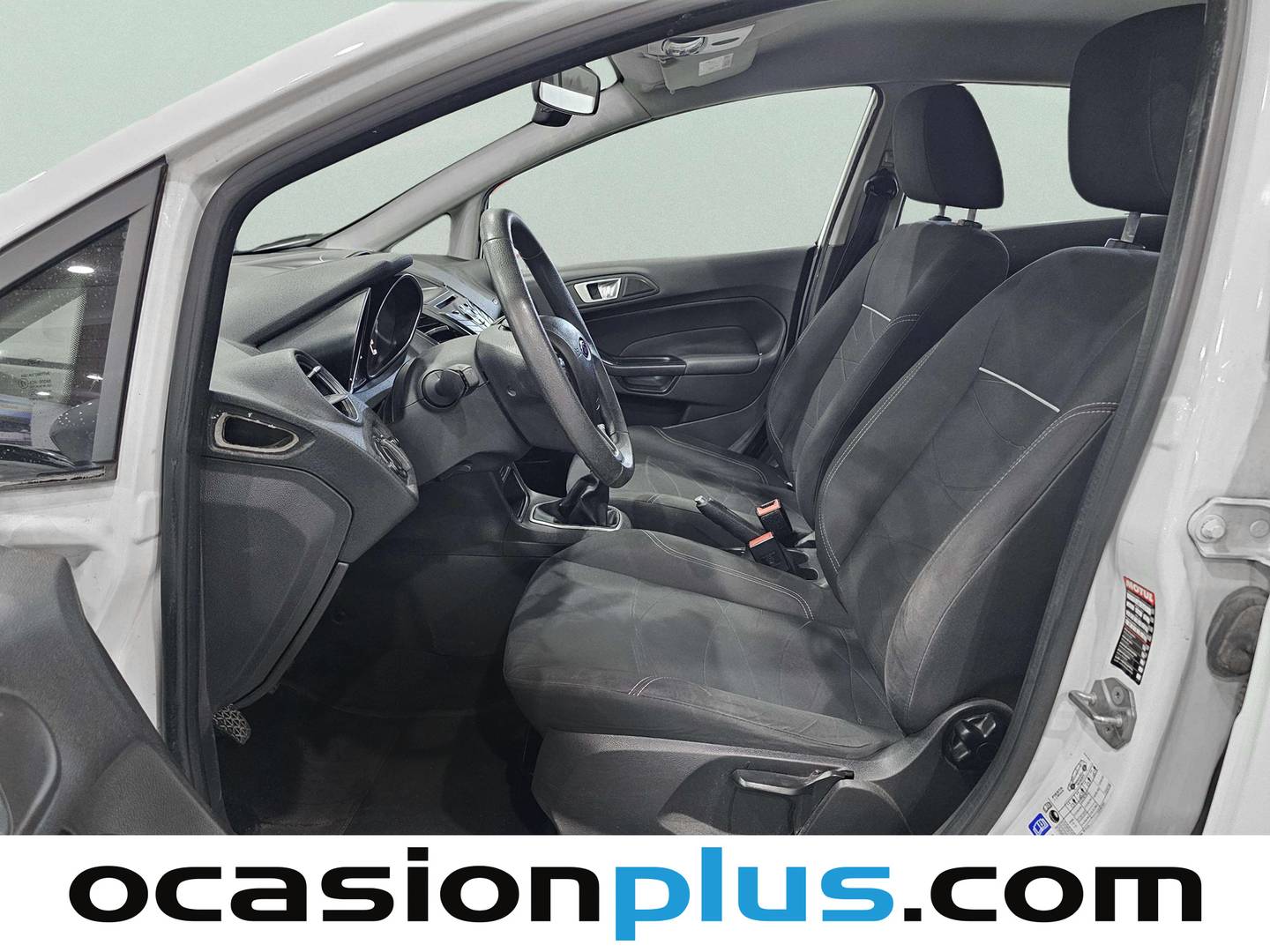Foto asientos delanteros Ford Fiesta Ford Fiesta 1.5 TDCI Trend (75 CV)