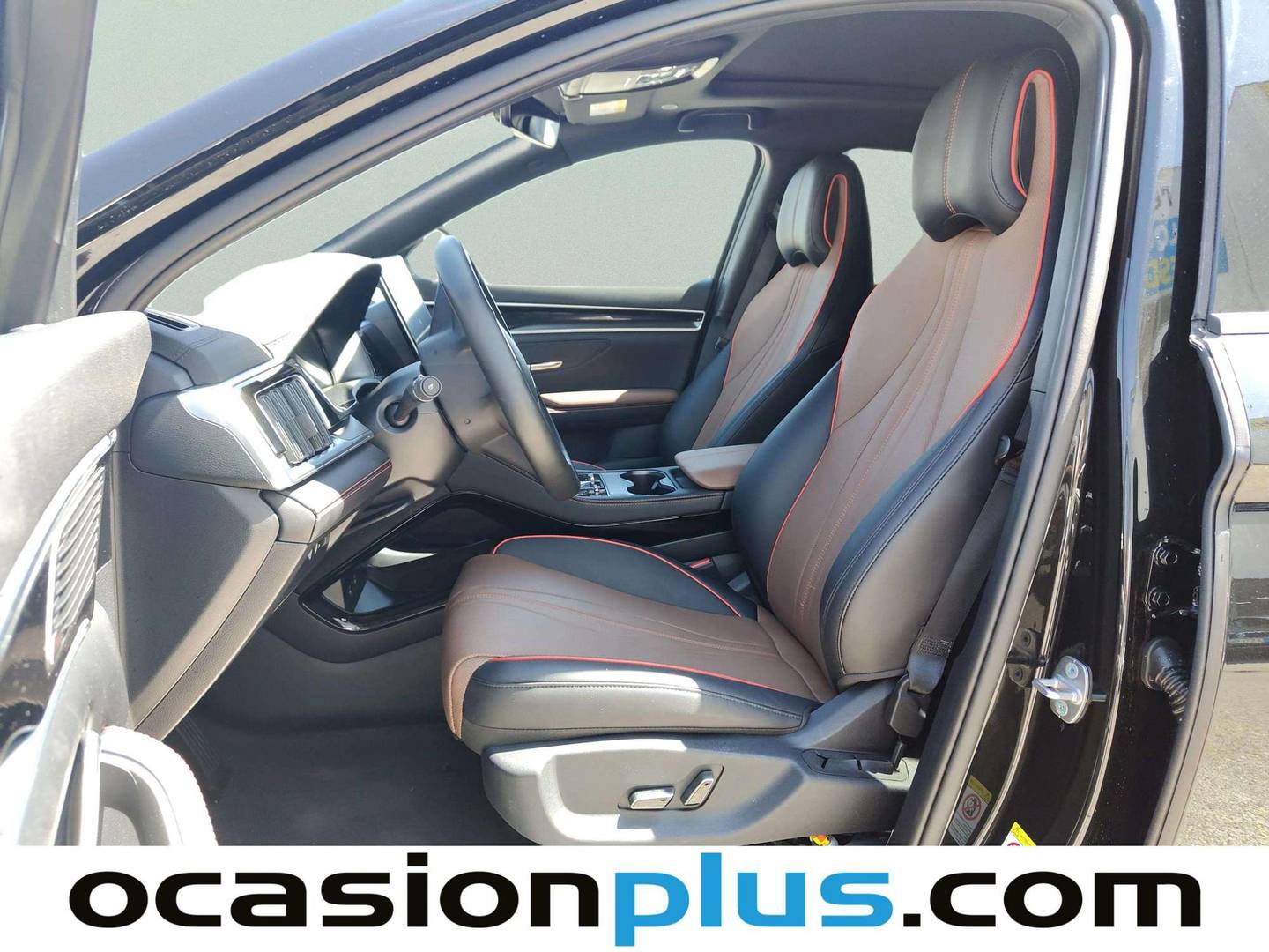 Foto asientos delanteros BYD Seal U DM-i BYD Seal U DM-i Comfort  (218 CV)