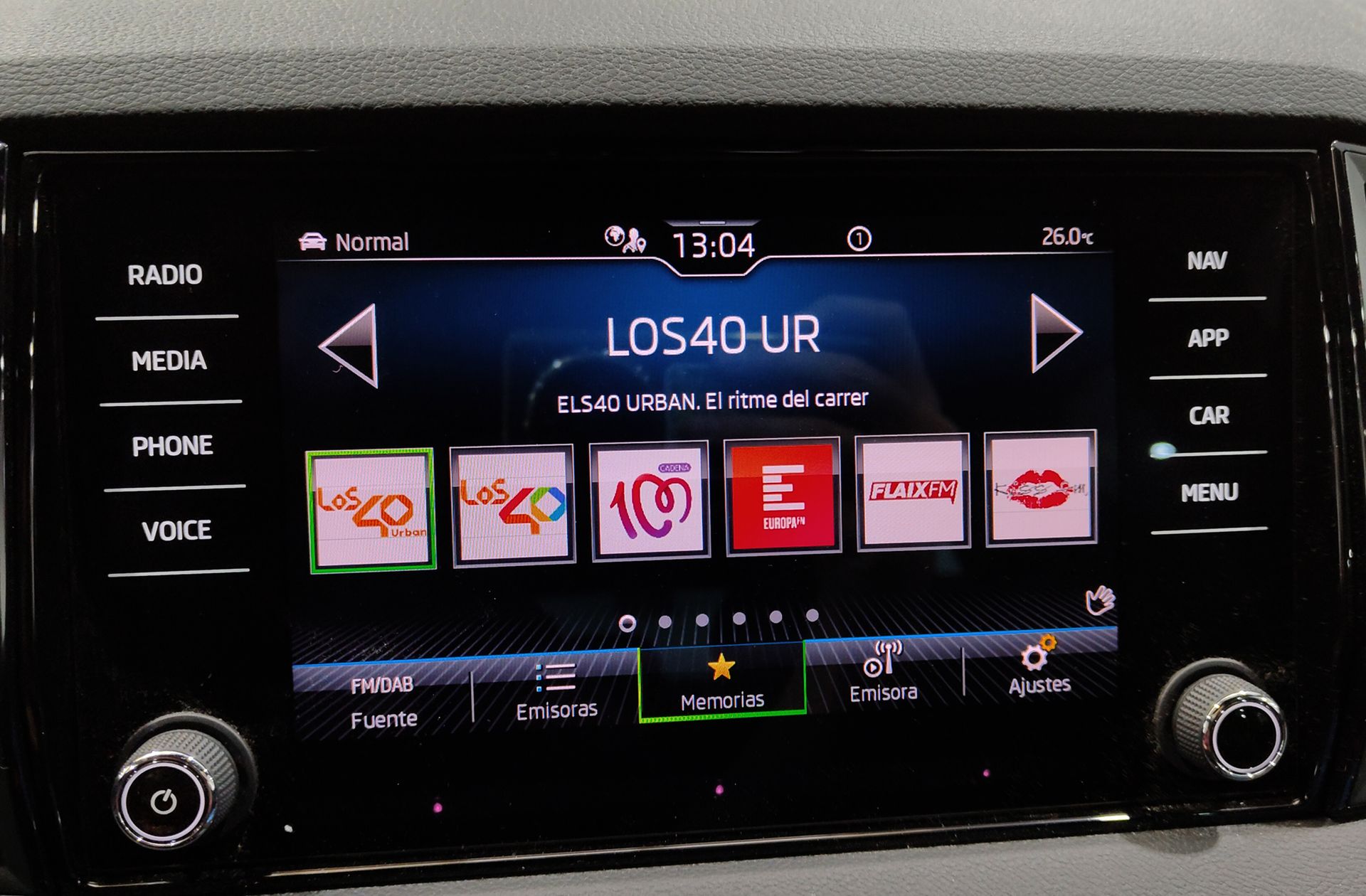 Škoda Karoq 1.5 TSI ACT Sportline DSG - foto 36