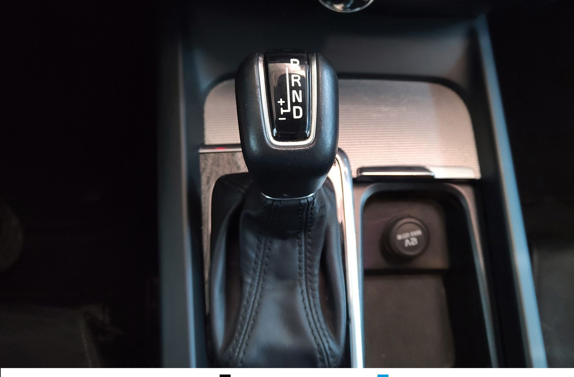Volvo V60 D4 AWD - foto 5