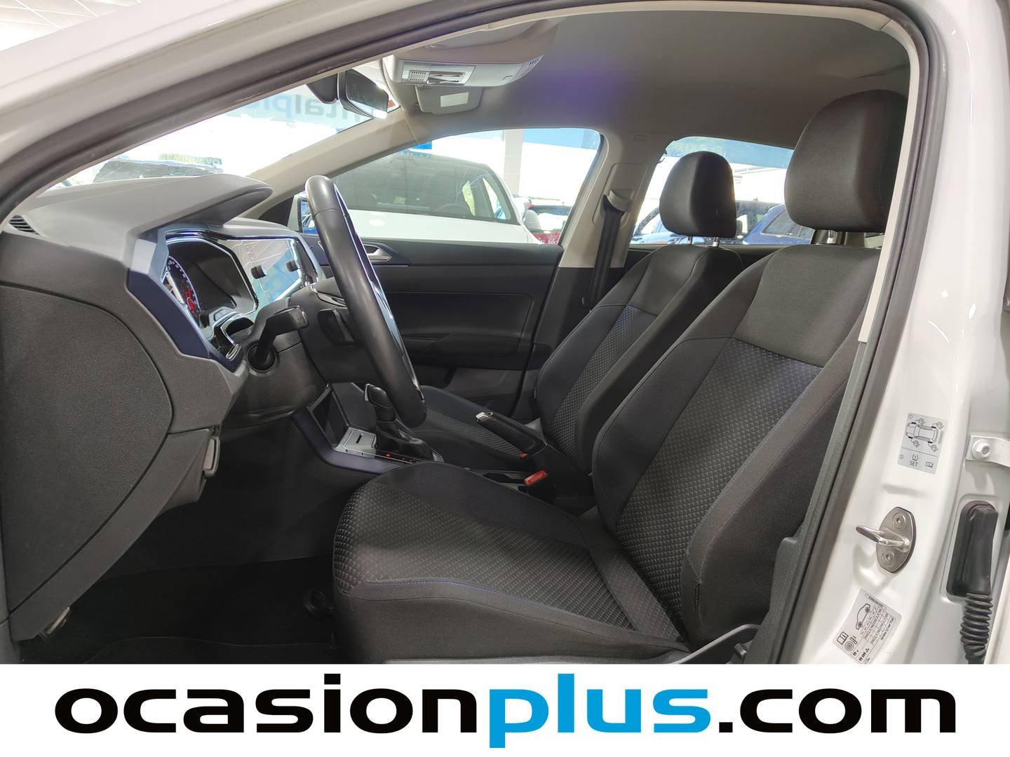 Foto asientos delanteros Volkswagen Polo Volkswagen Polo United 1.0 TSI (95 CV) DSG
