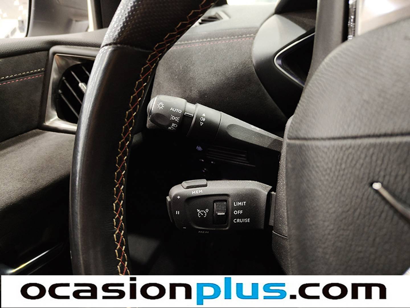 Foto DS DS 3 Crossback DS DS3 Crossback Performance Line PureTech (100 CV)