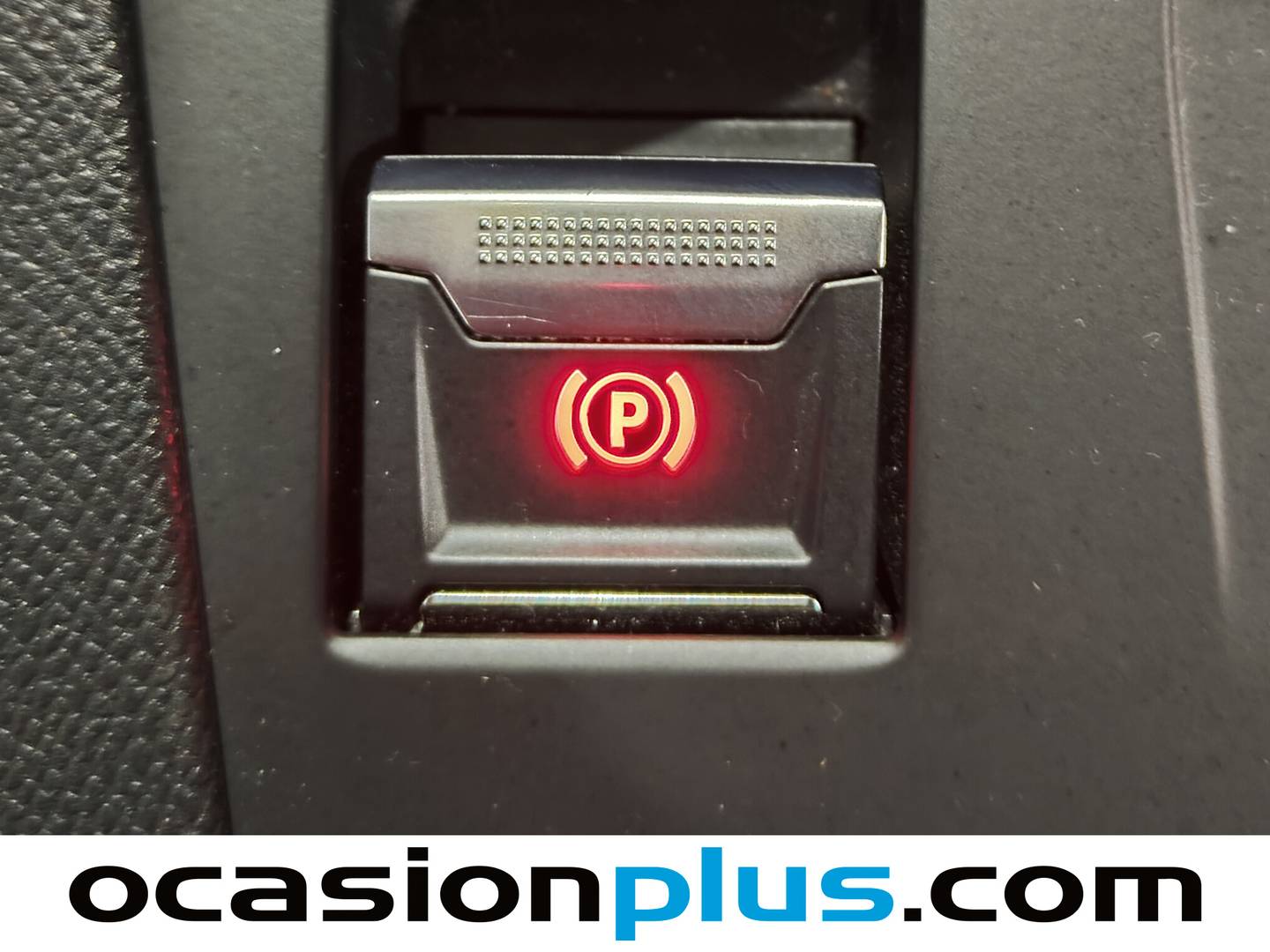 Foto Peugeot 308 Peugeot 308 Allure Hybrid eDCS6 (136 CV)